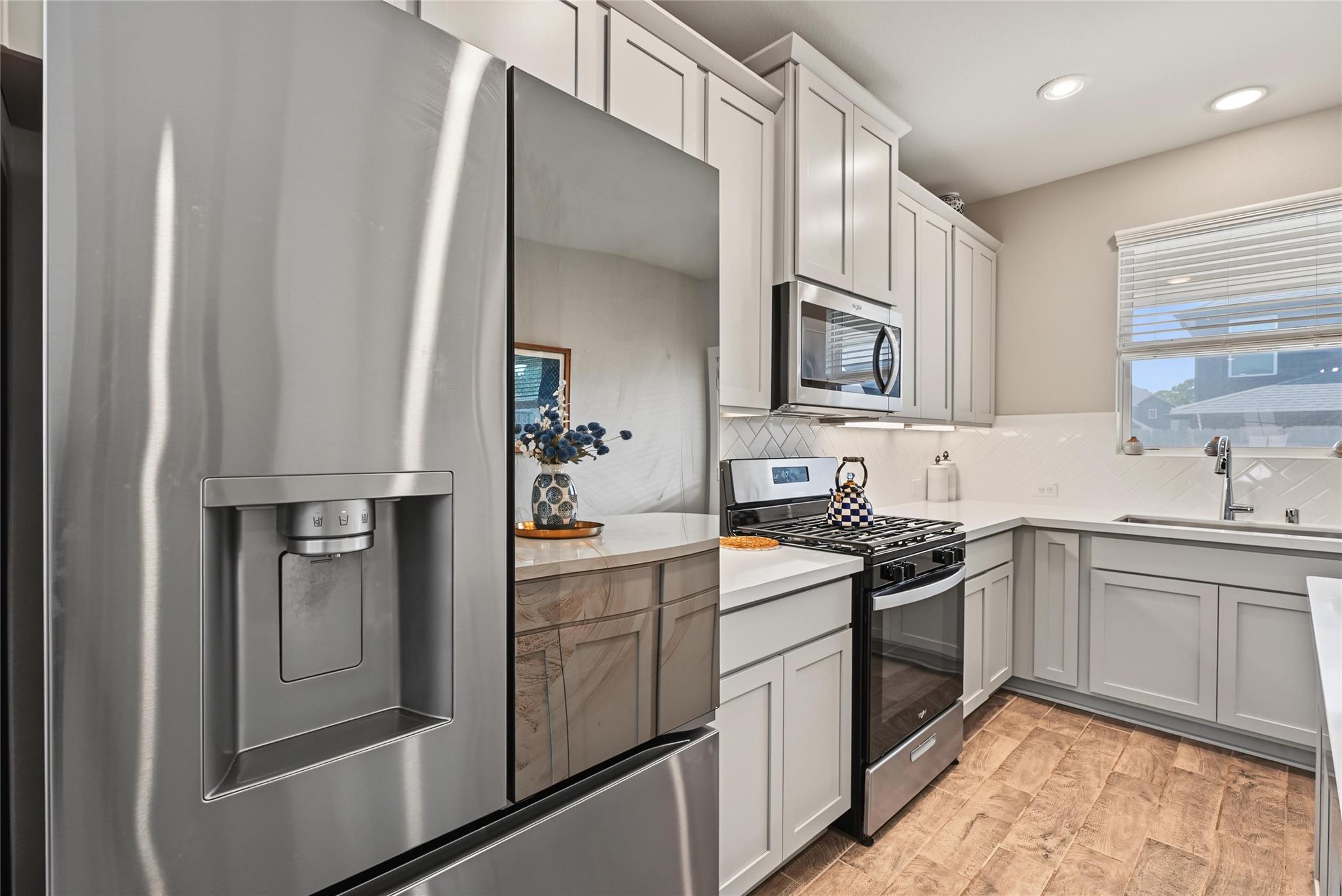 40526 Tyto Lane Property Photo 13