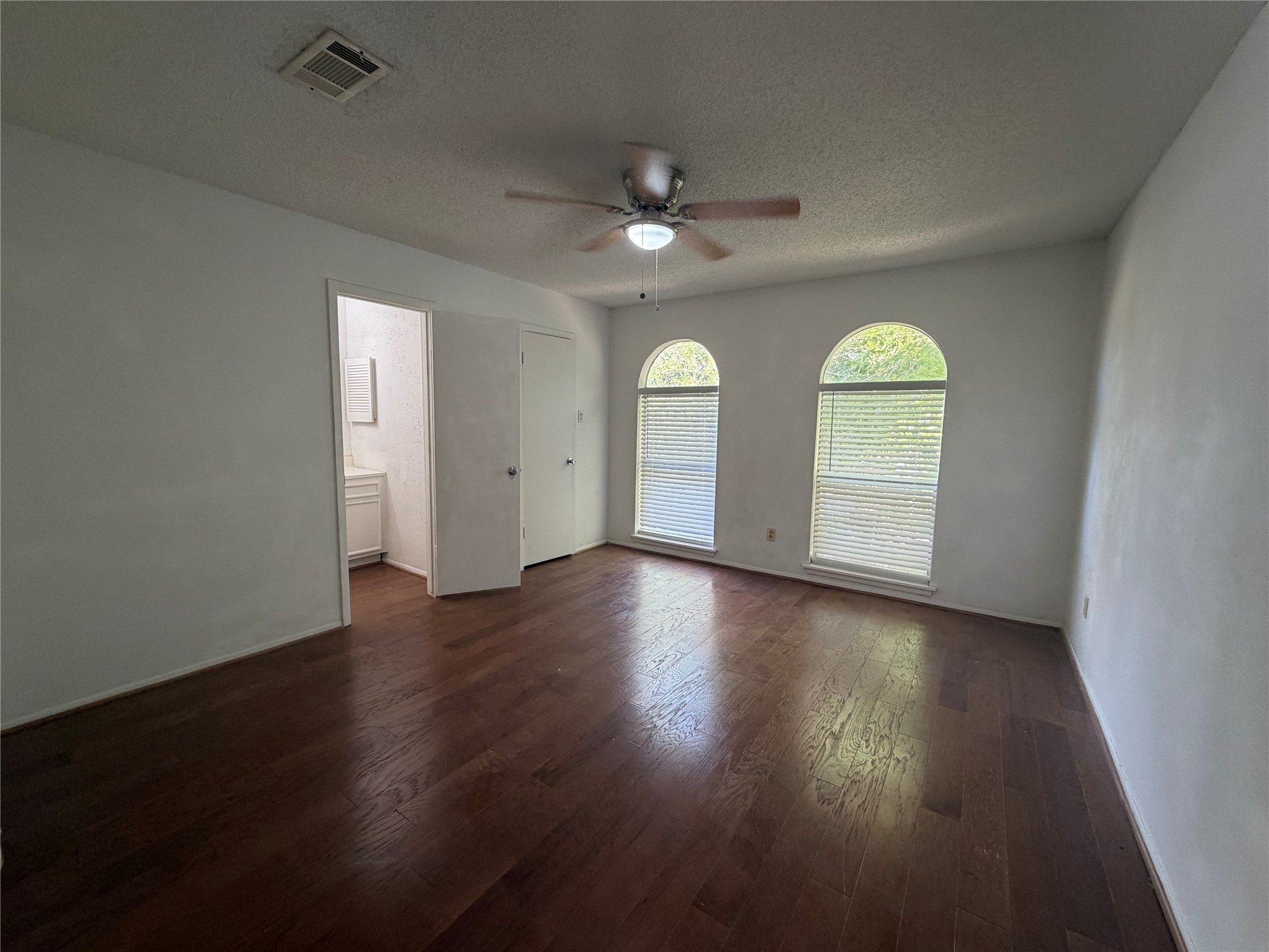 7821 Cook Road Property Photo 10
