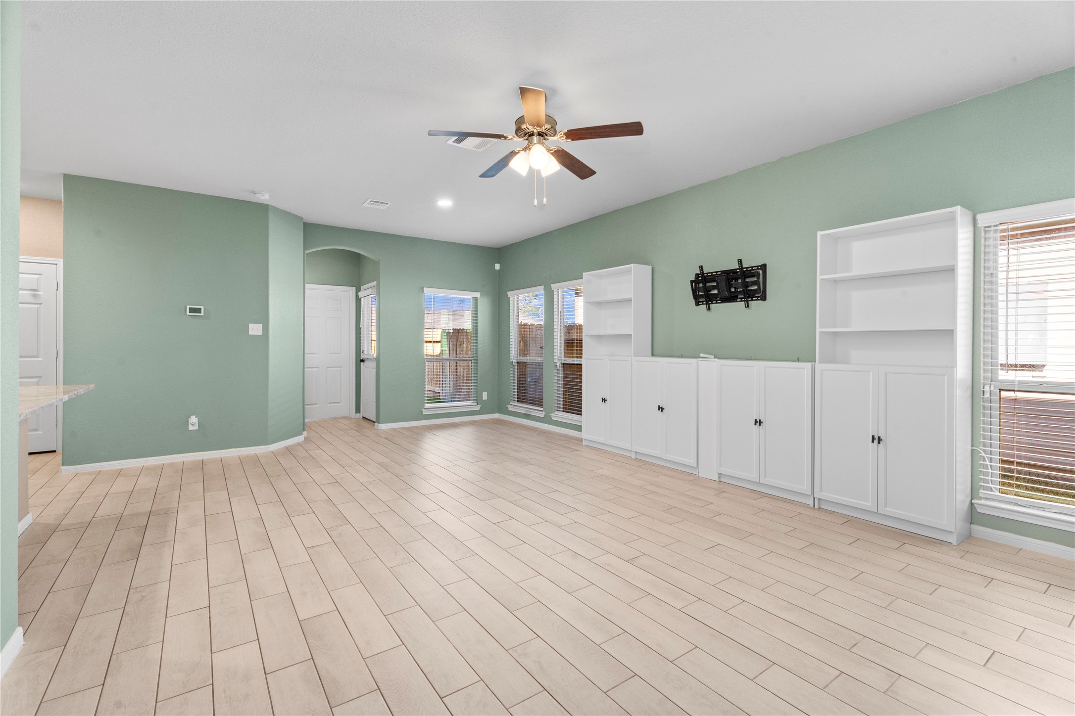 24717 Teton Hollow Trail Property Photo 5