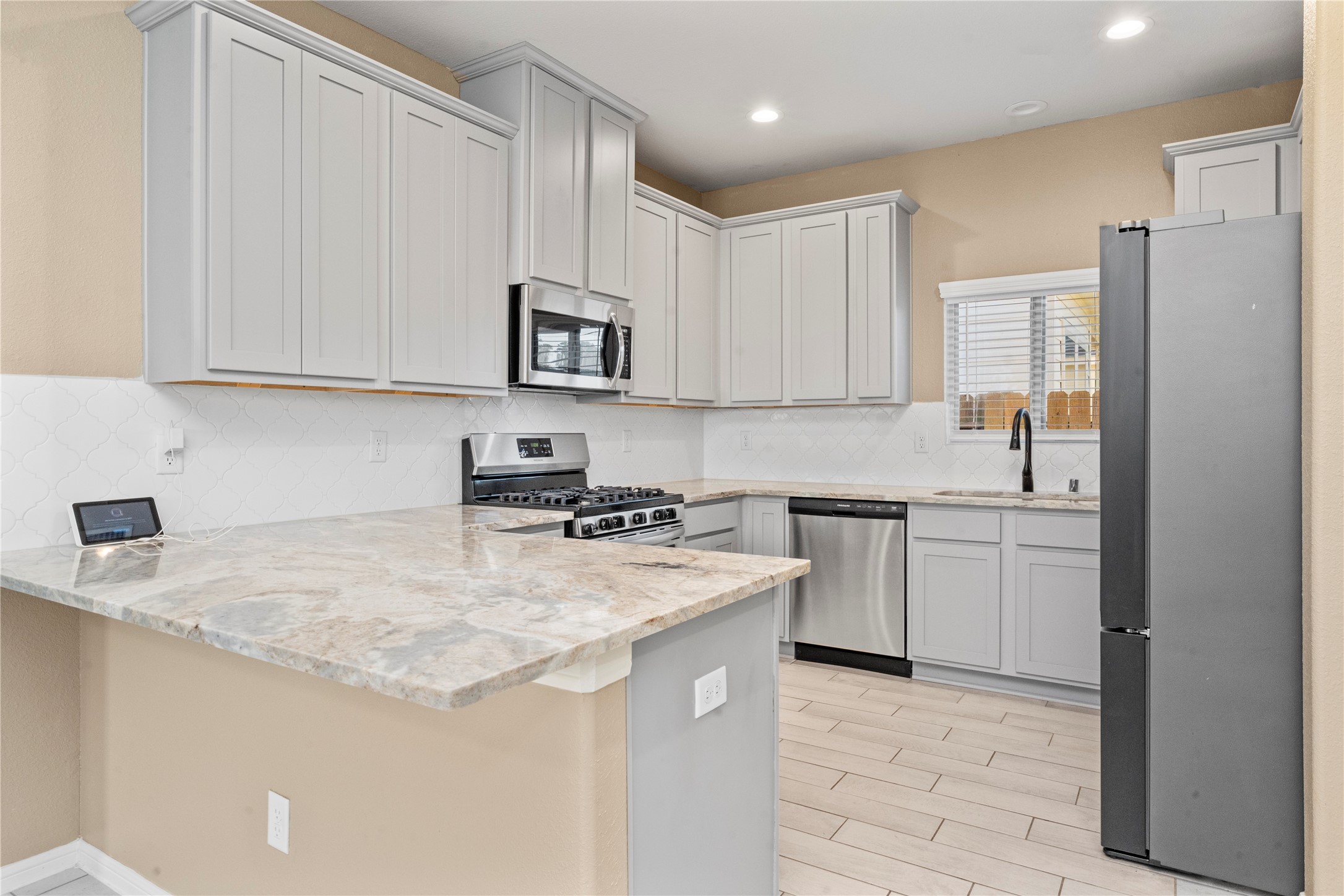 24717 Teton Hollow Trail Property Photo 8