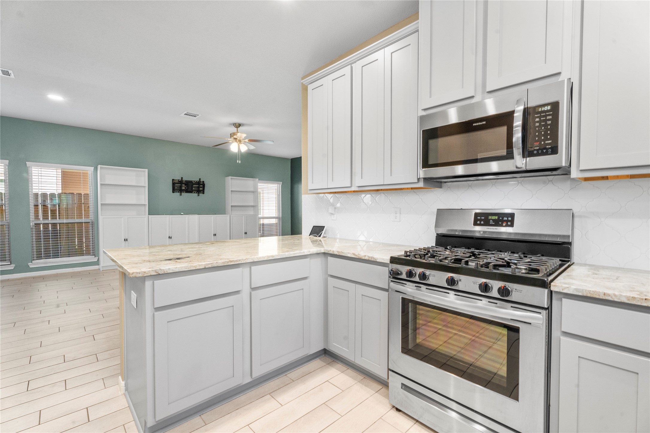 24717 Teton Hollow Trail Property Photo 9