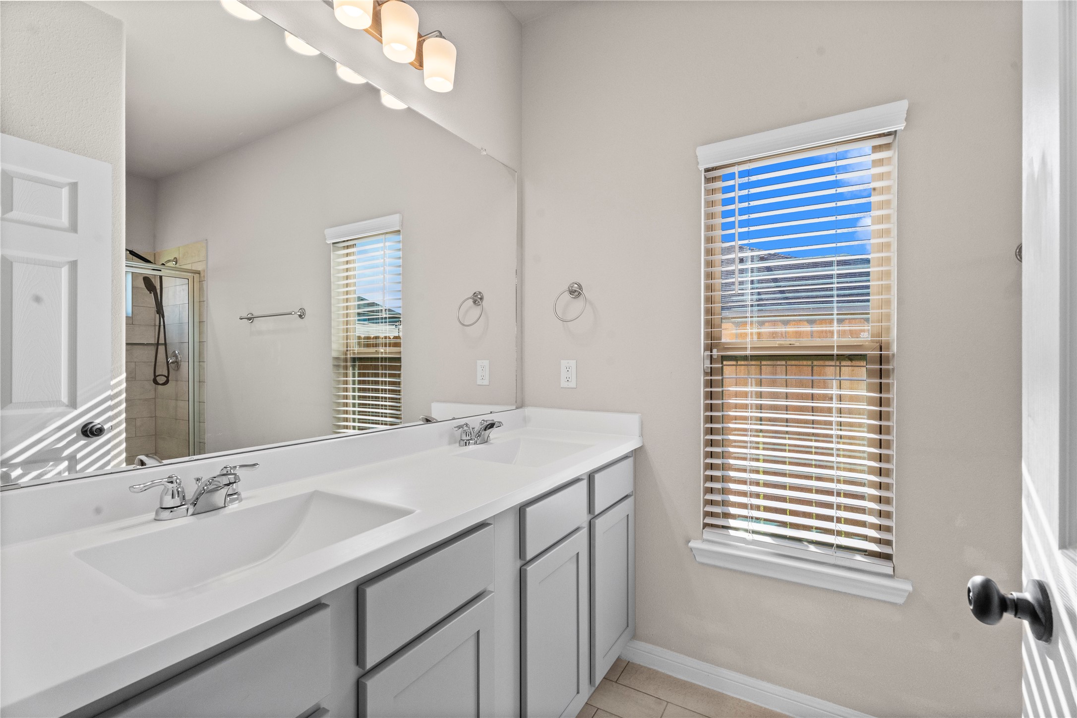24717 Teton Hollow Trail Property Photo 14