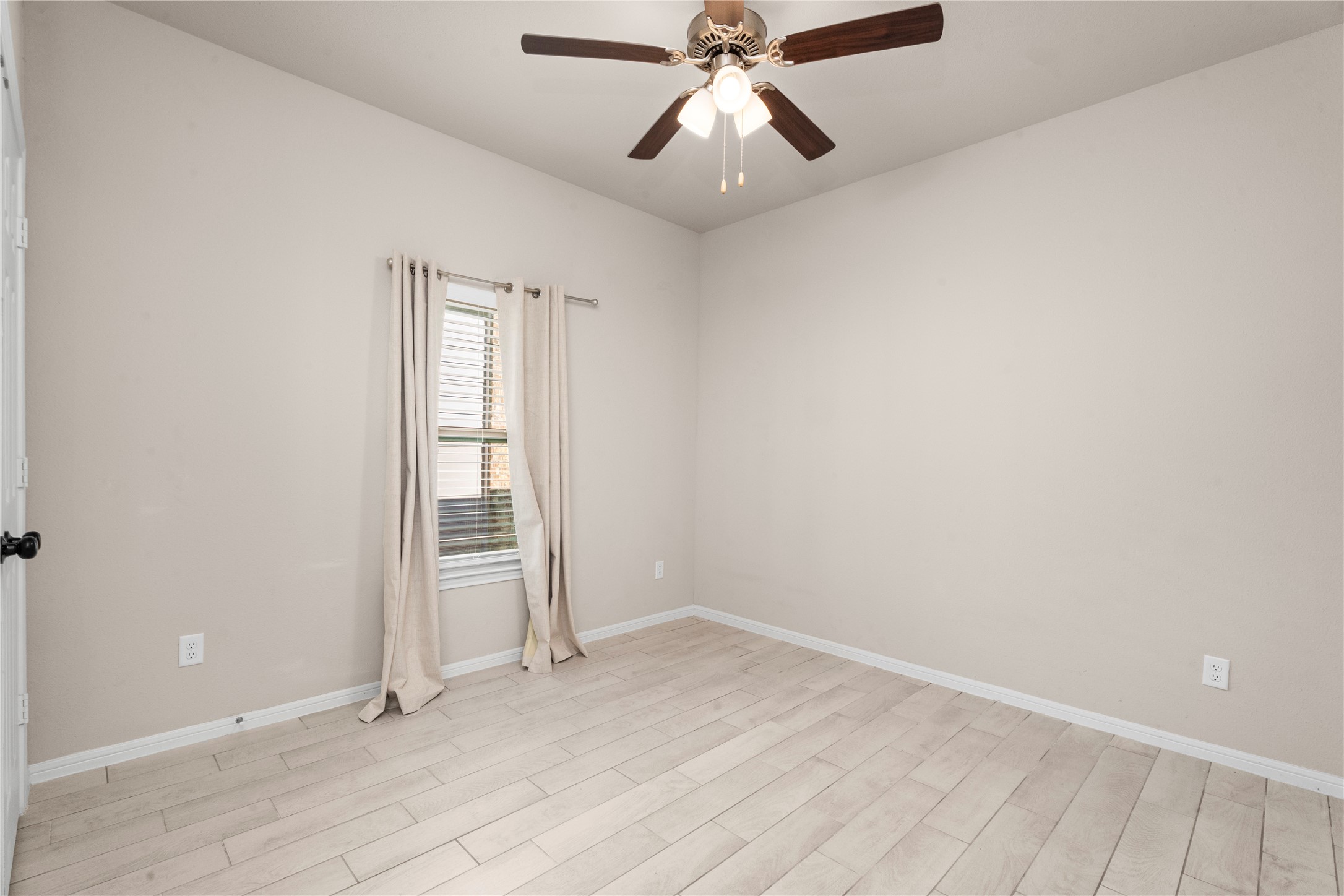 24717 Teton Hollow Trail Property Photo 16