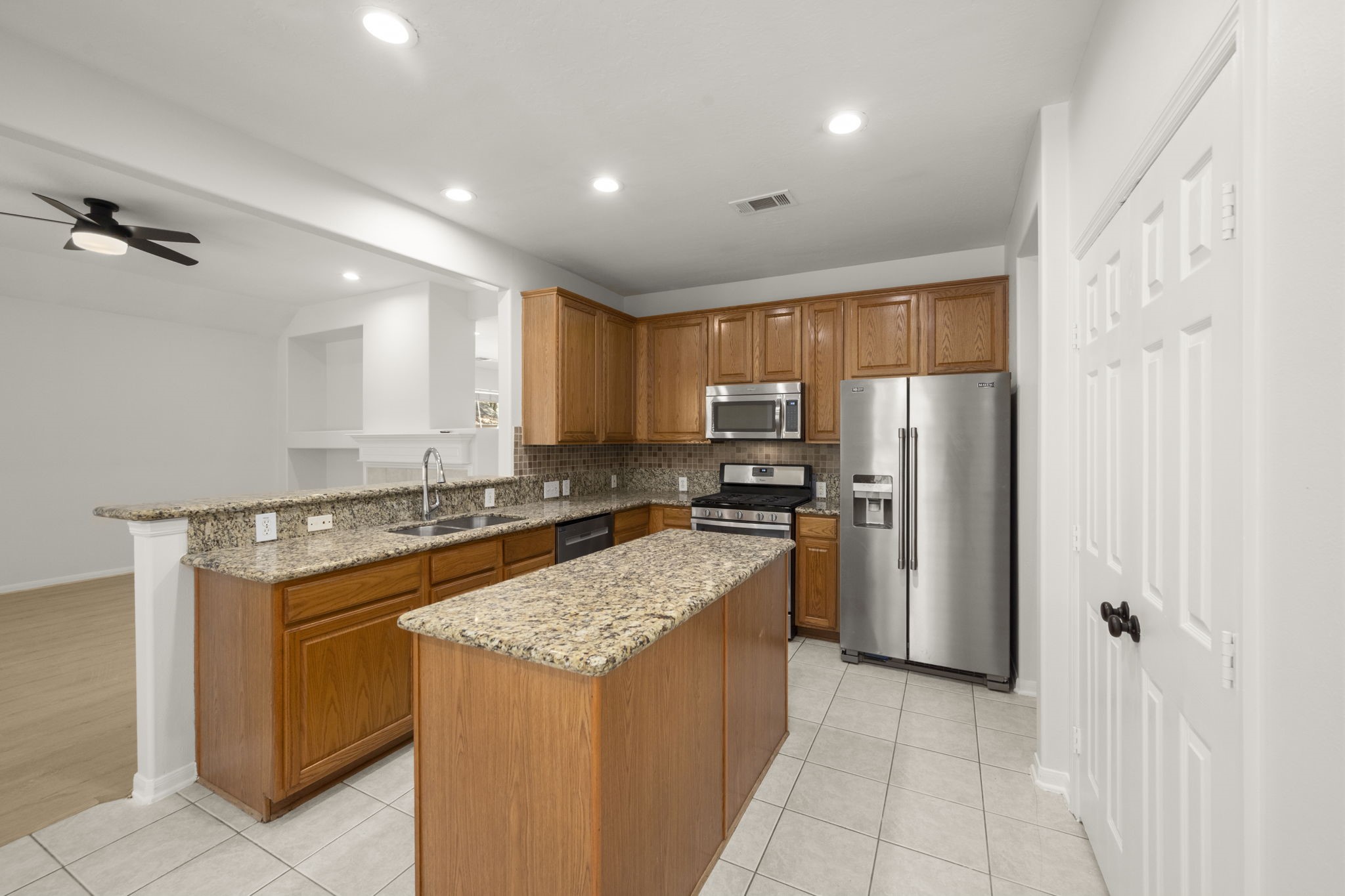 198 N Wimberly Way Property Photo 13