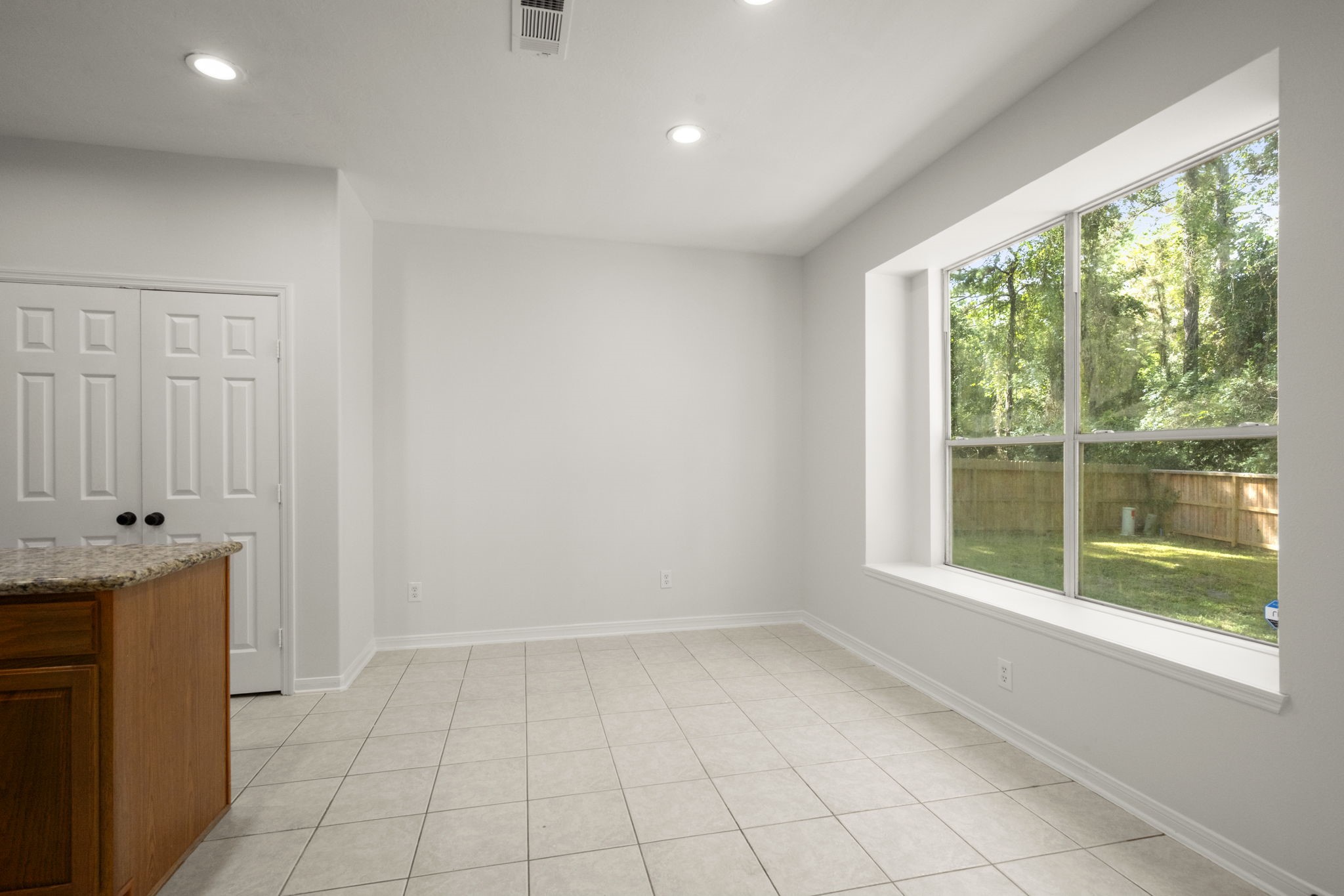 198 N Wimberly Way Property Photo 15