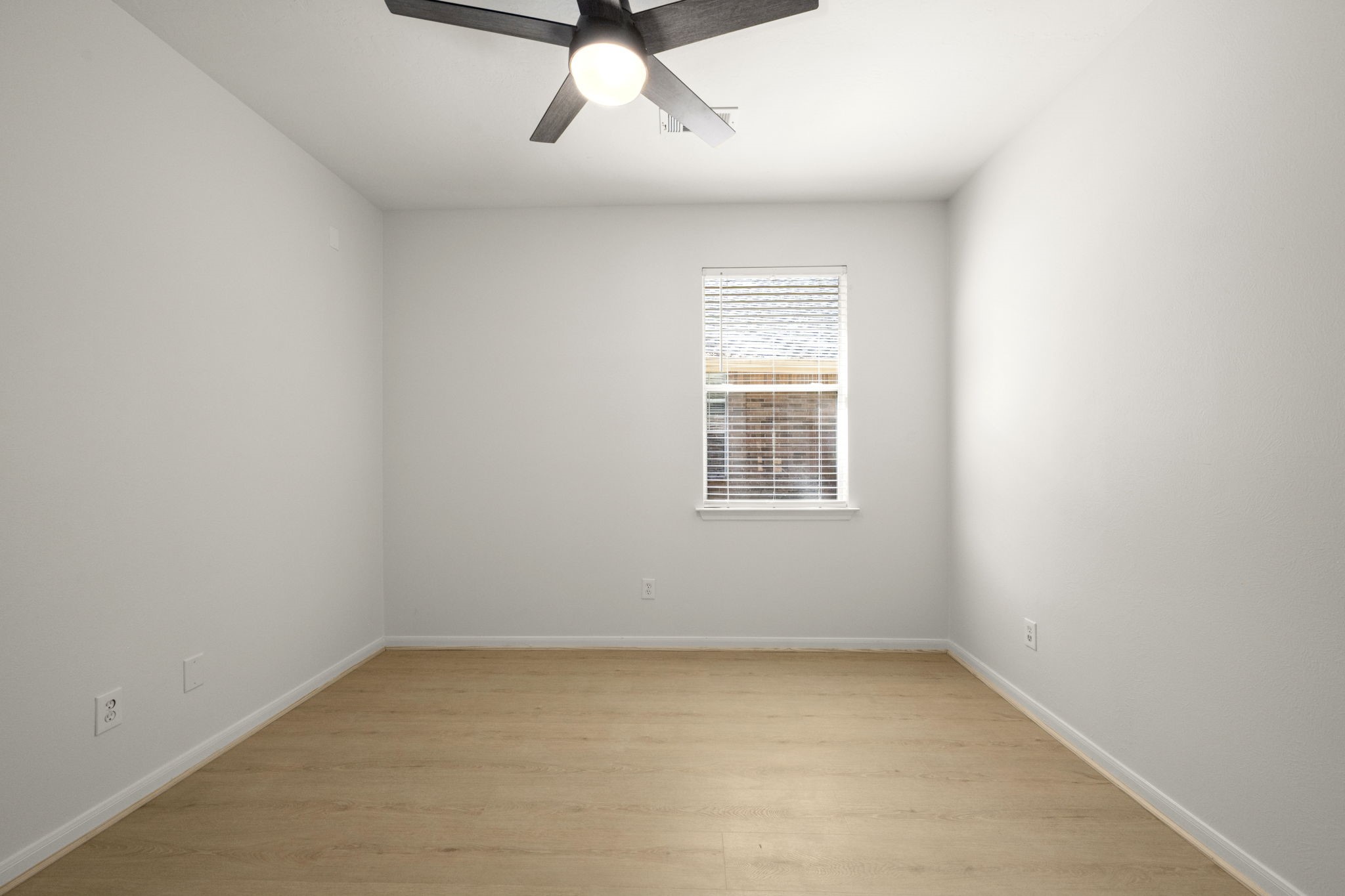 198 N Wimberly Way Property Photo 26