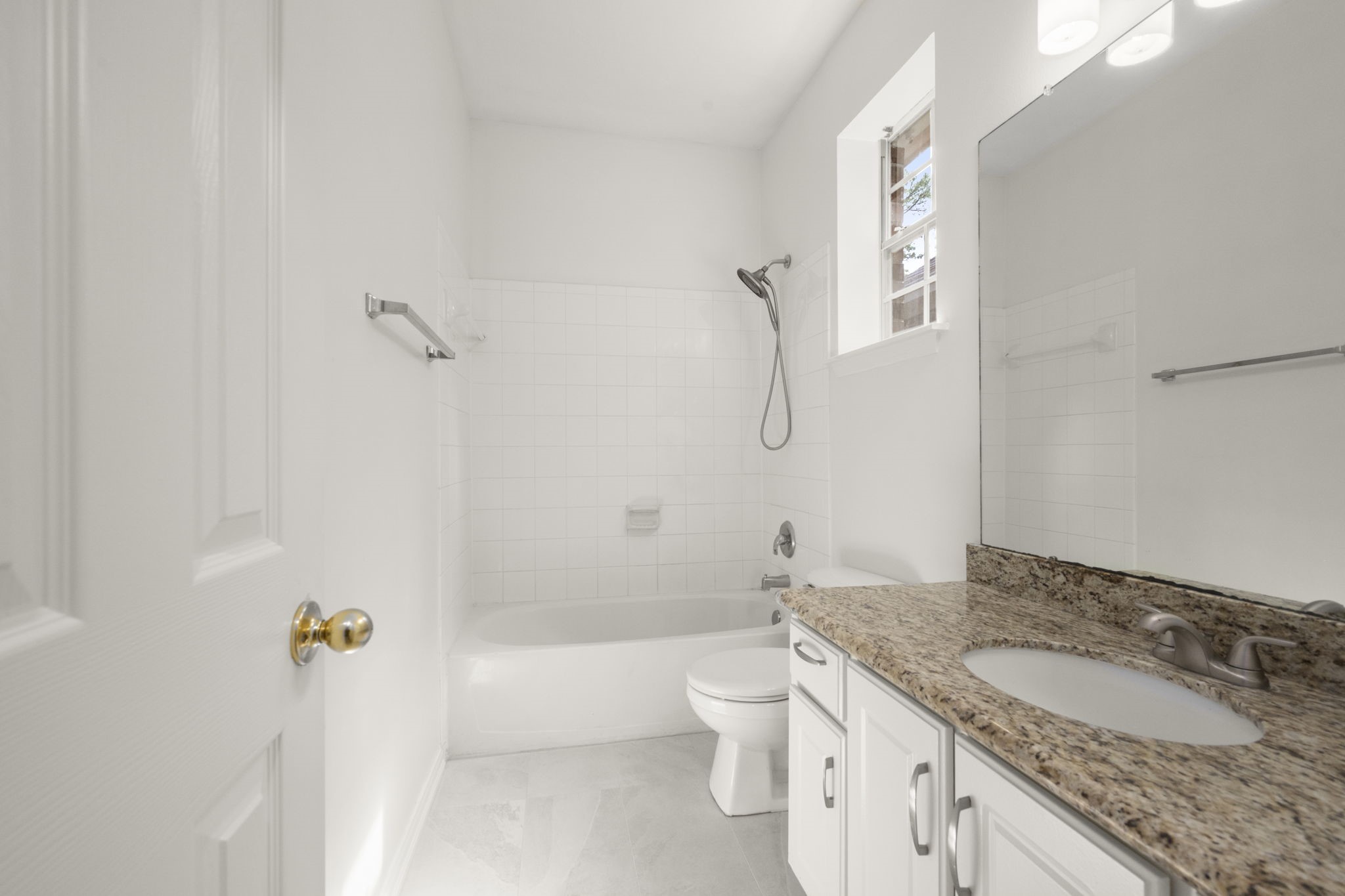 198 N Wimberly Way Property Photo 27
