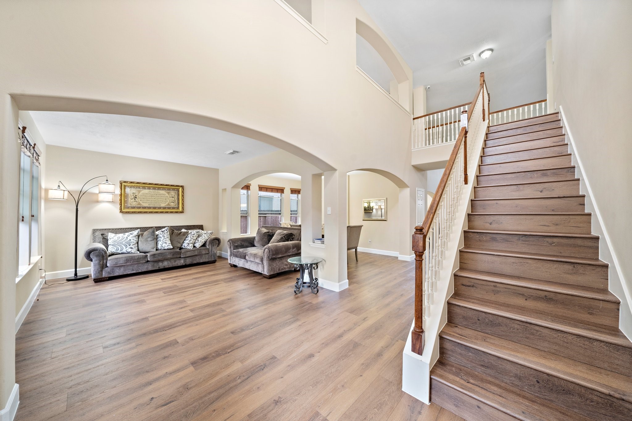 7519 Summer Shore Drive Property Photo 3