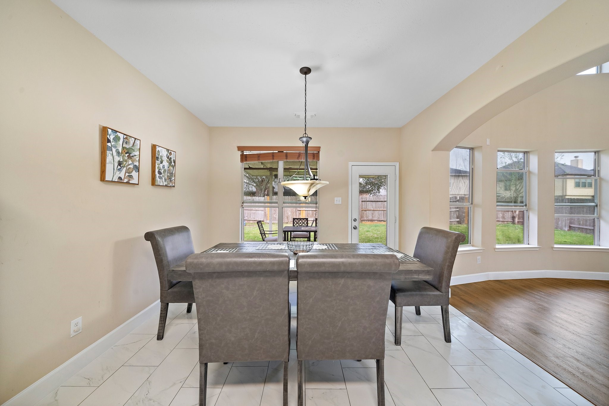 7519 Summer Shore Drive Property Photo 6