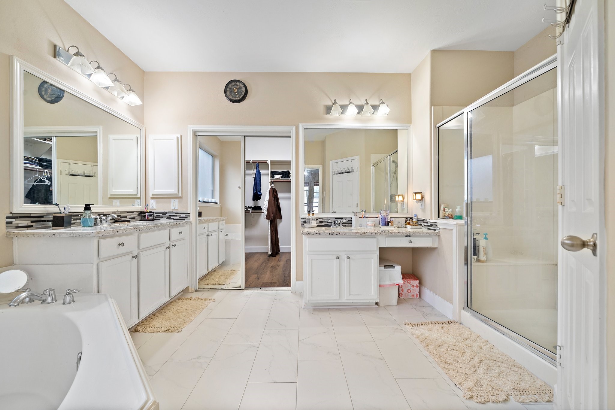 7519 Summer Shore Drive Property Photo 9