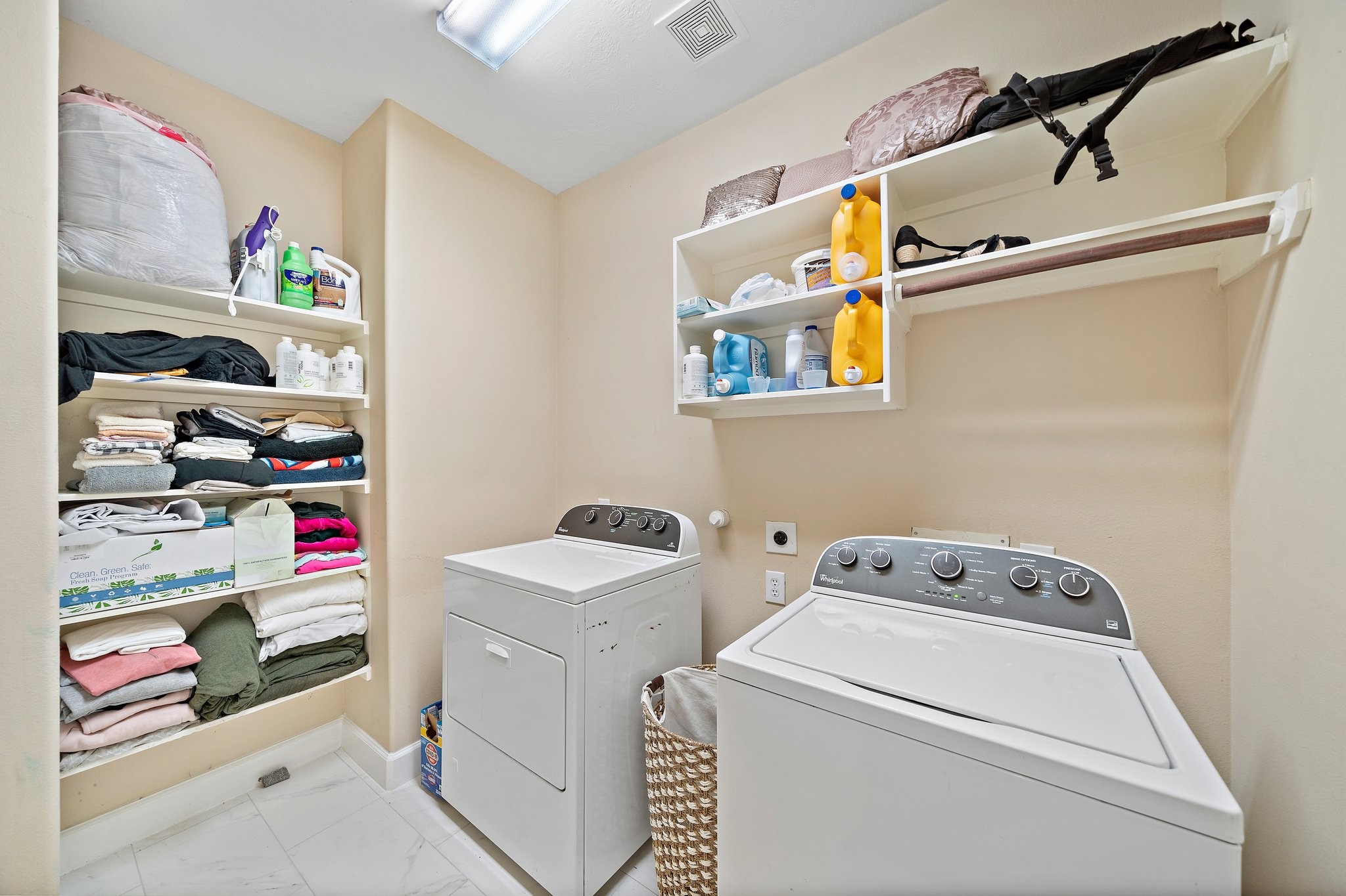 7519 Summer Shore Drive Property Photo 10