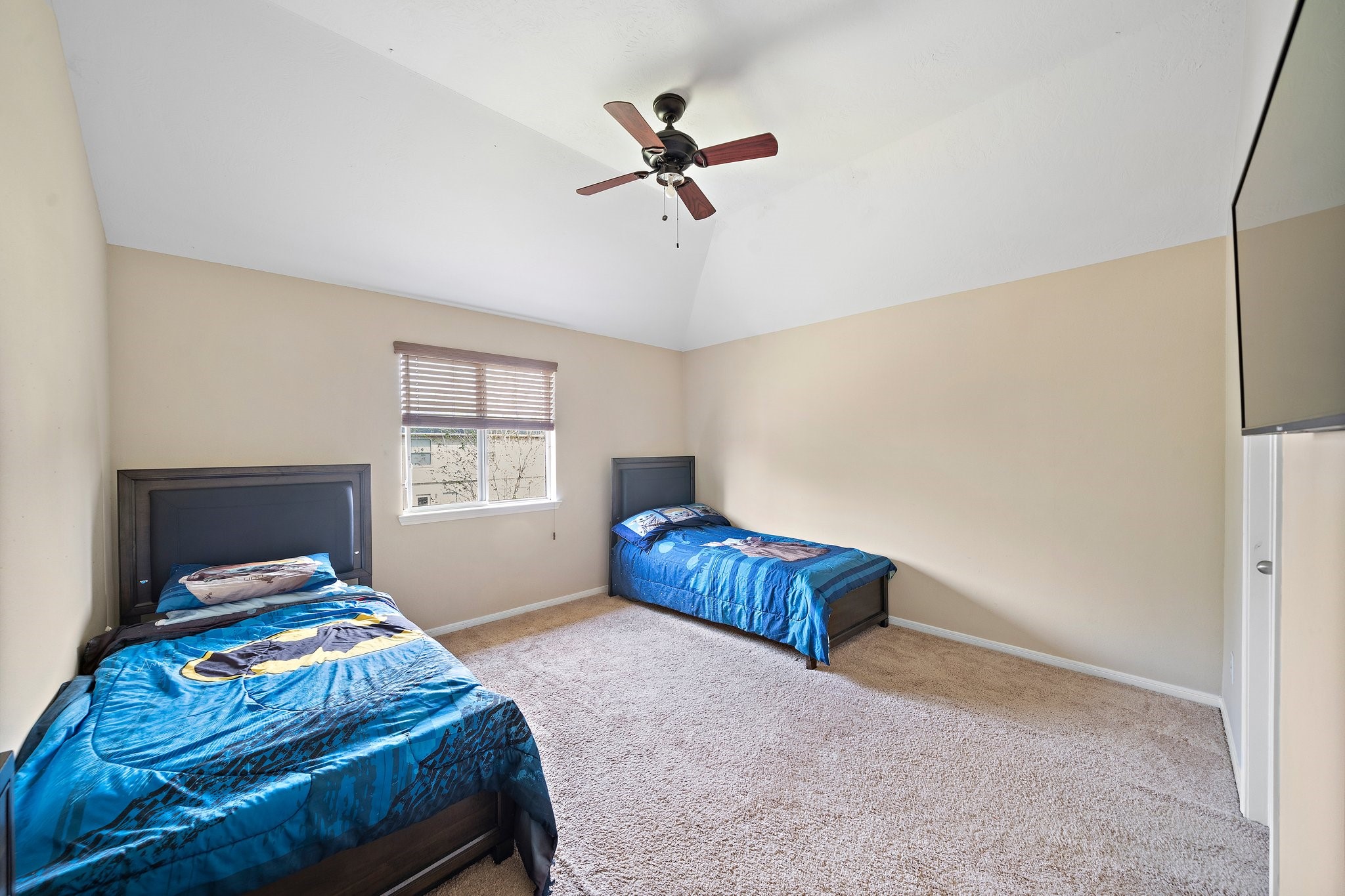 7519 Summer Shore Drive Property Photo 15