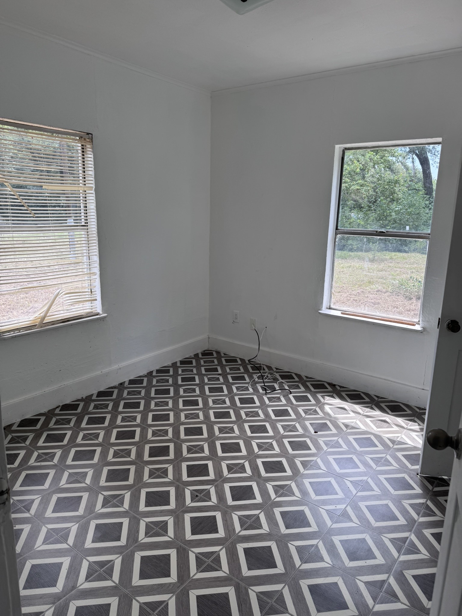 6823 Isla Road Property Photo 3