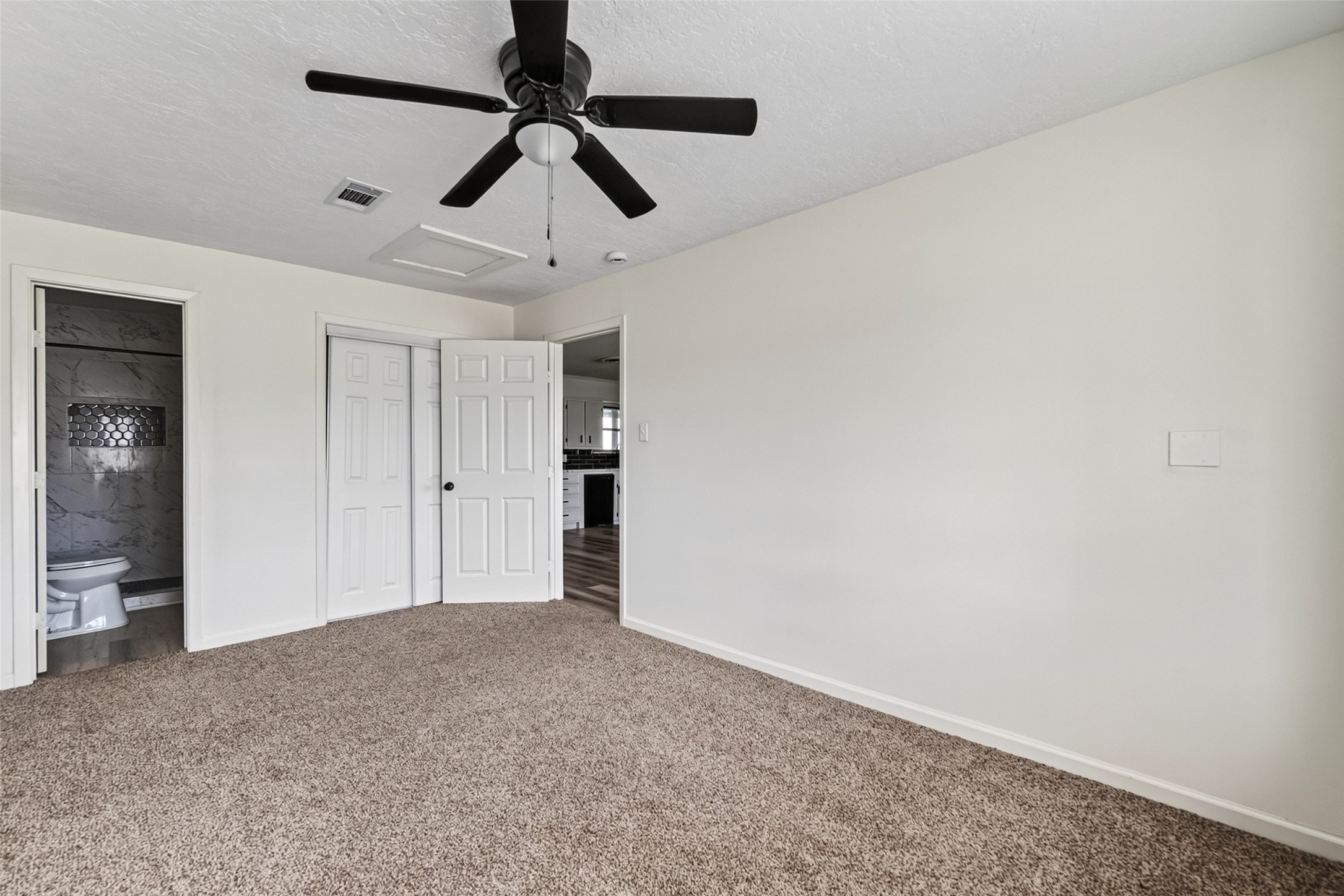 1308 W Dumble Street Property Photo 13