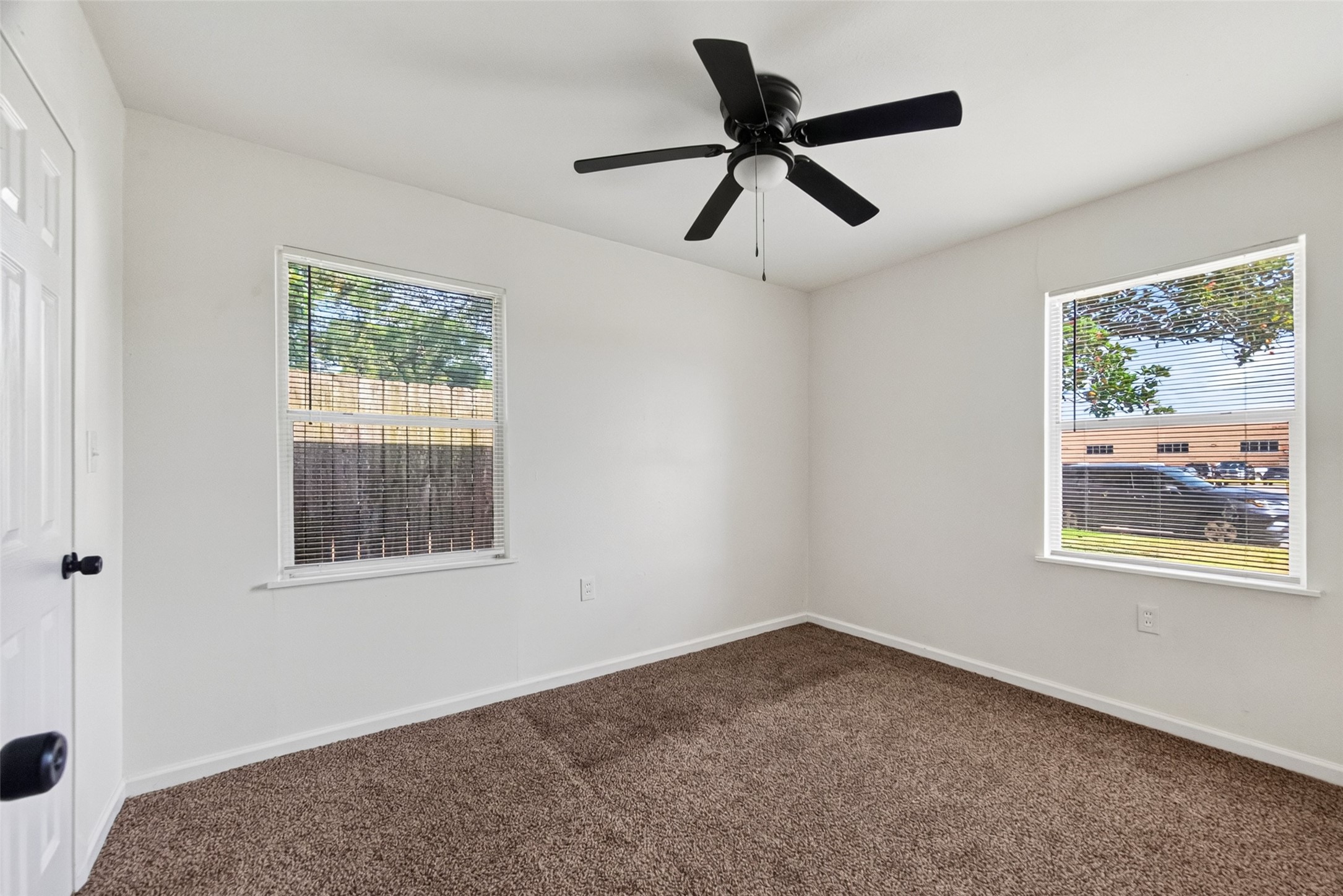 1308 W Dumble Street Property Photo 18