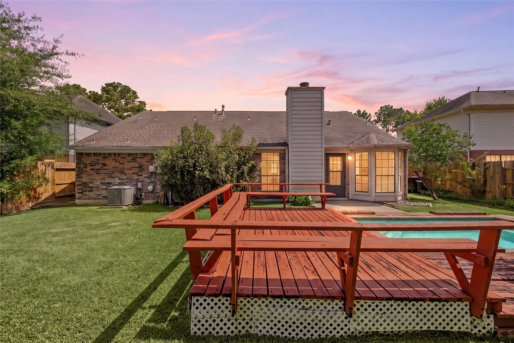 15107 Berkshire Green Drive Property Photo 24