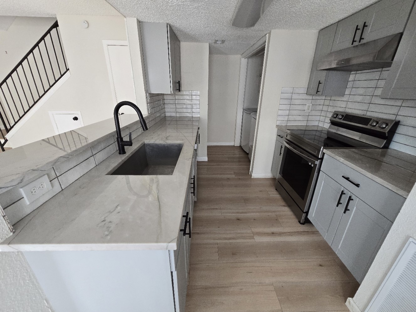 5640 Birchmont Drive C Property Photo 3