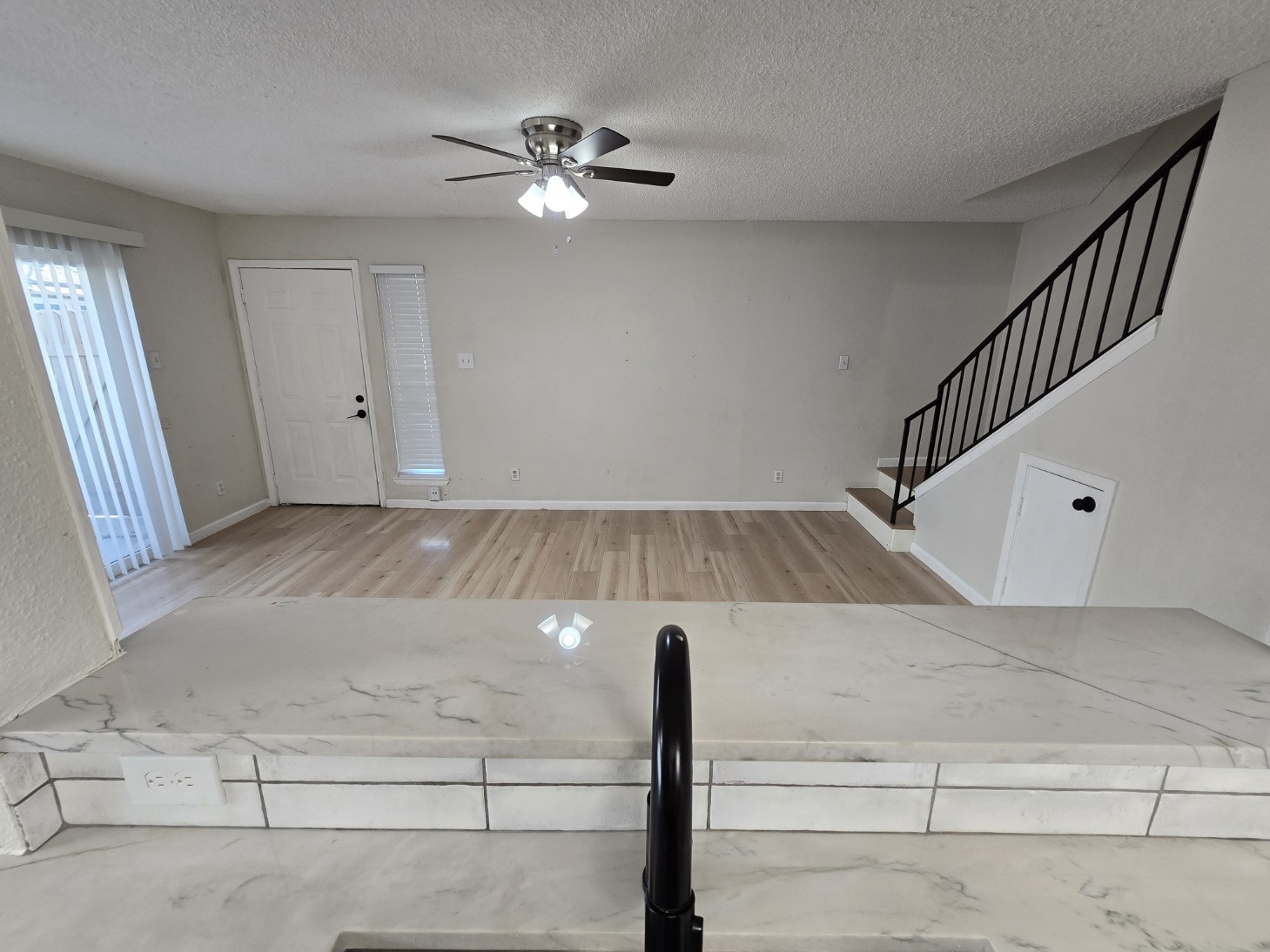 5640 Birchmont Drive C Property Photo 6