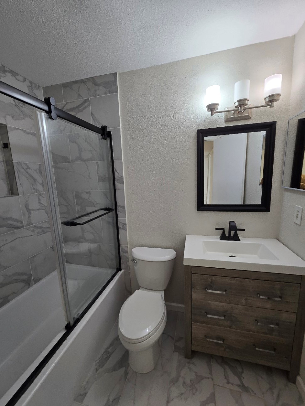 5640 Birchmont Drive C Property Photo 17