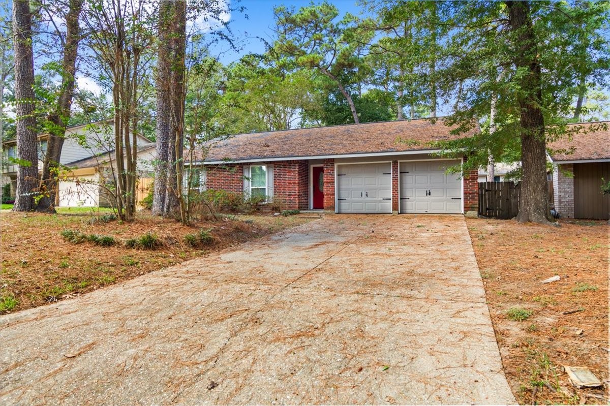 3735 Glade Forest Drive Property Photo 1