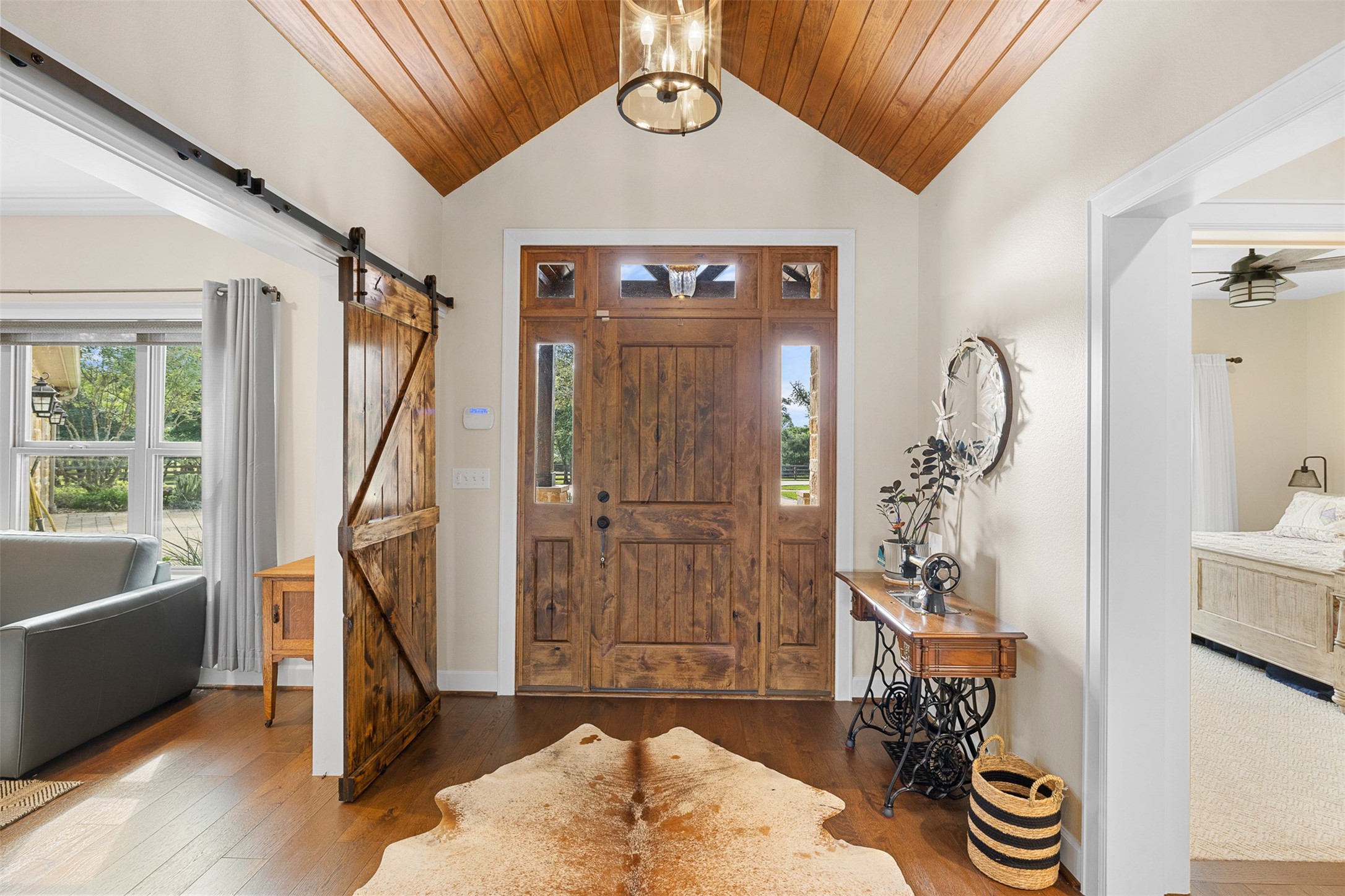 1045 Yaupon Creek Estate Property Photo 6