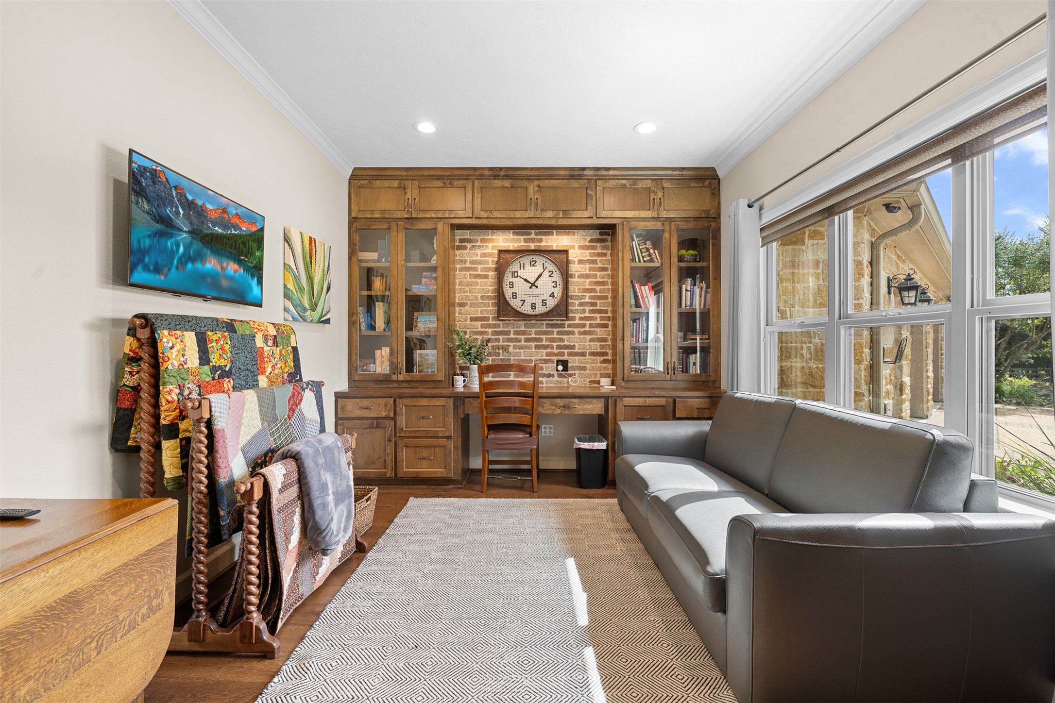 1045 Yaupon Creek Estate Property Photo 7