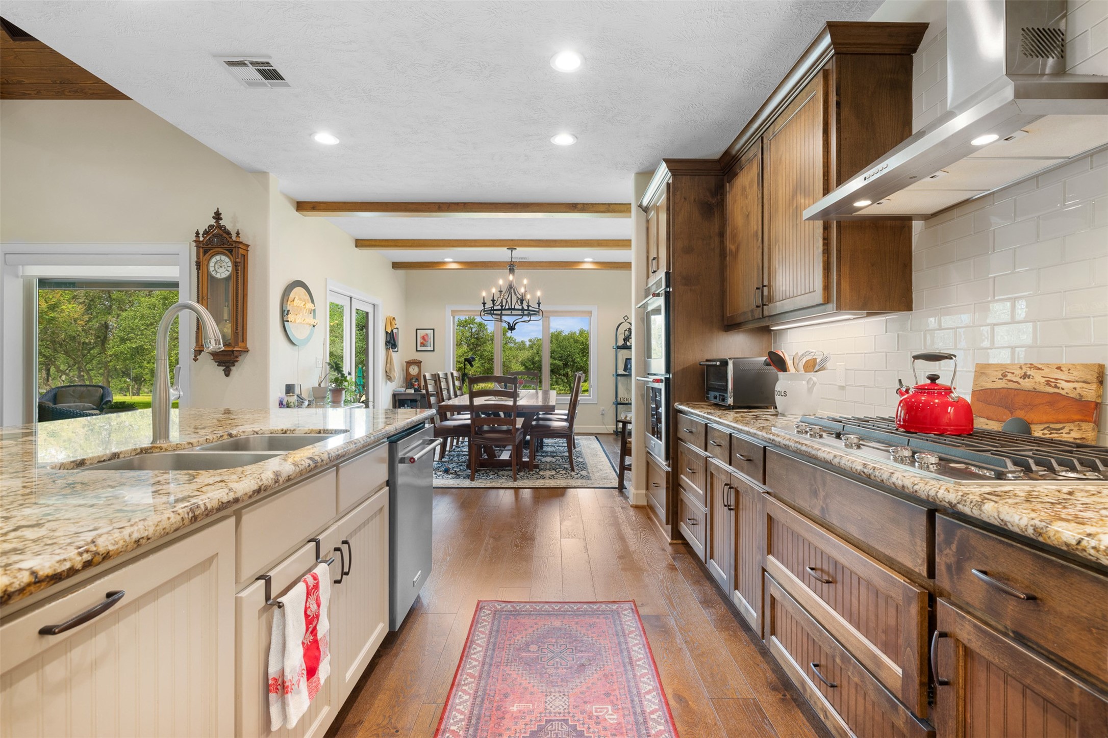 1045 Yaupon Creek Estate Property Photo 12