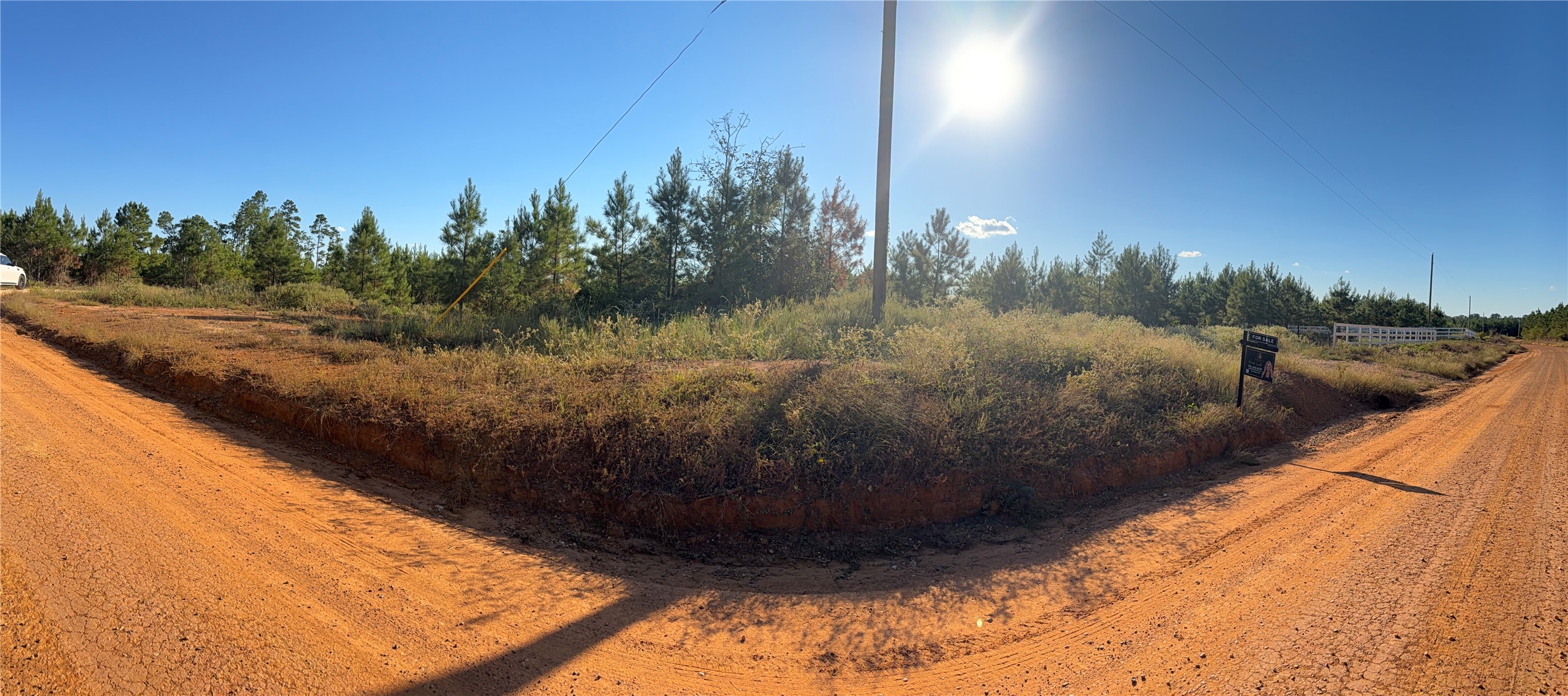 1832 E Soda Loop Property Photo 2
