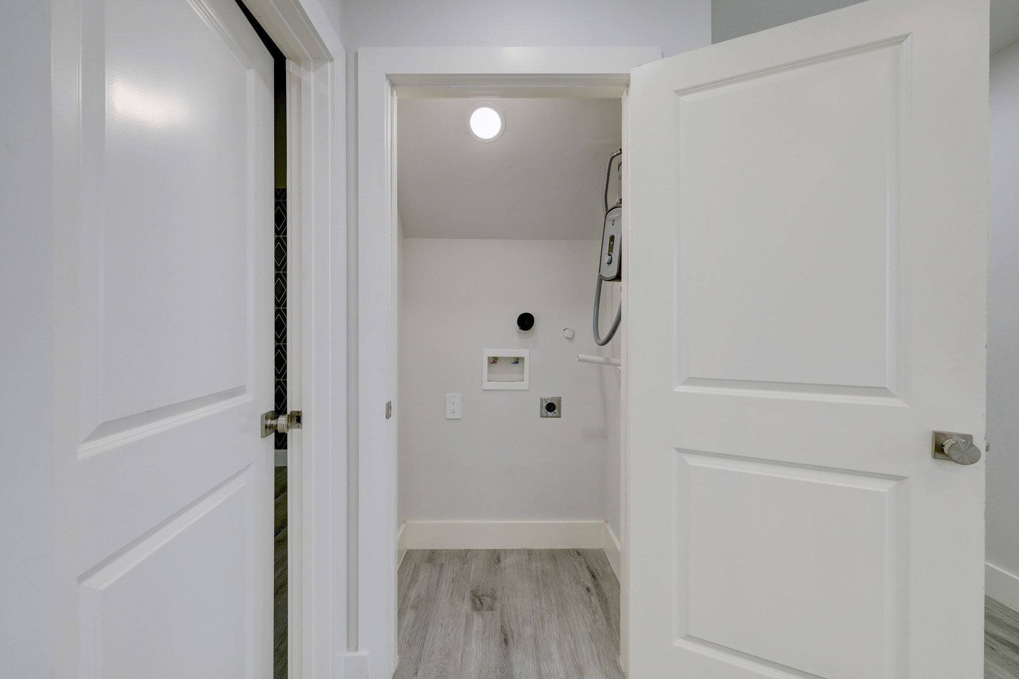 2403 Cleburne Street 1 Property Photo 13