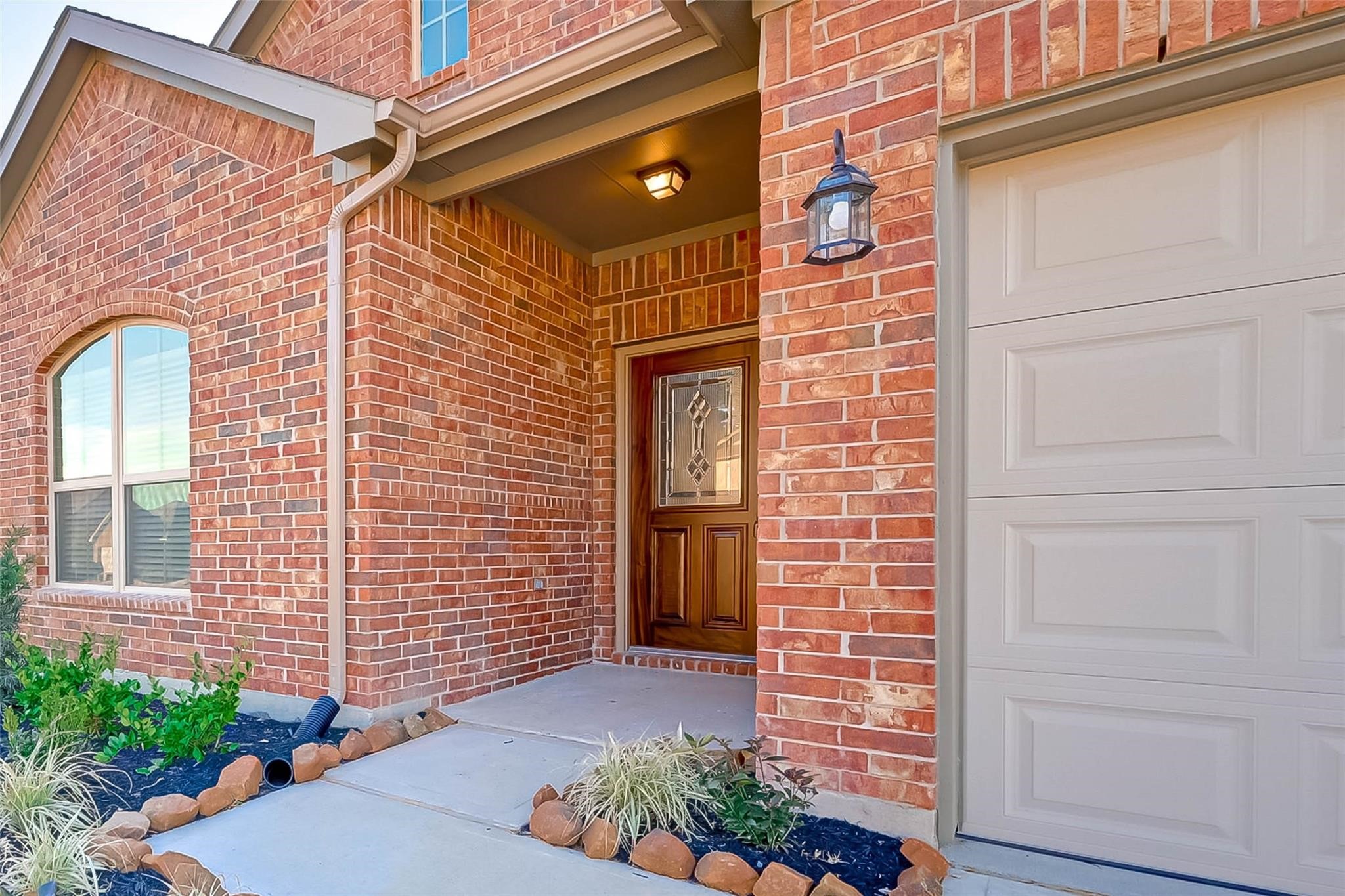 983 Golden Willow Lane Property Photo 3
