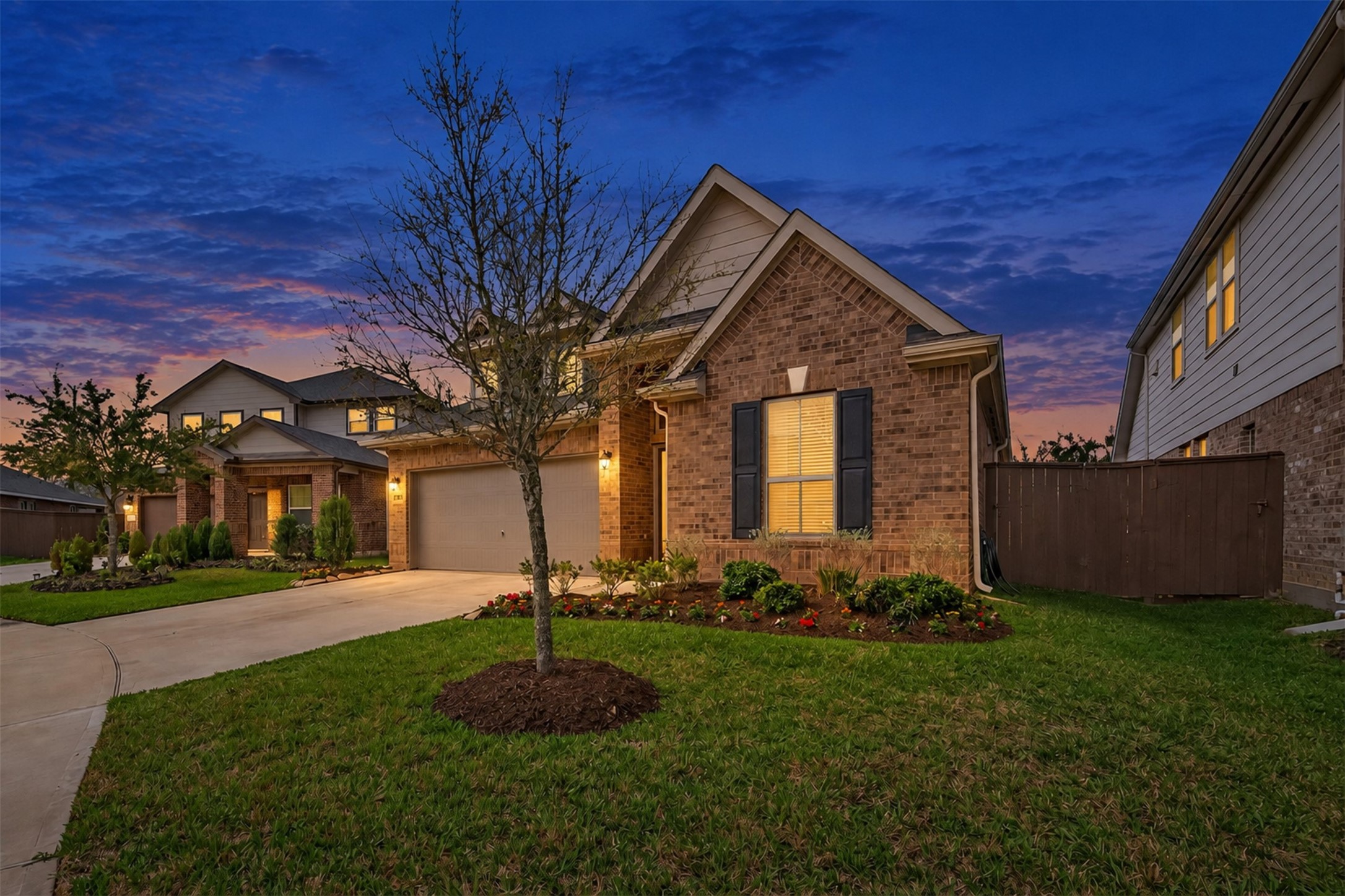 4211 Pale Fox Lane Property Photo 3