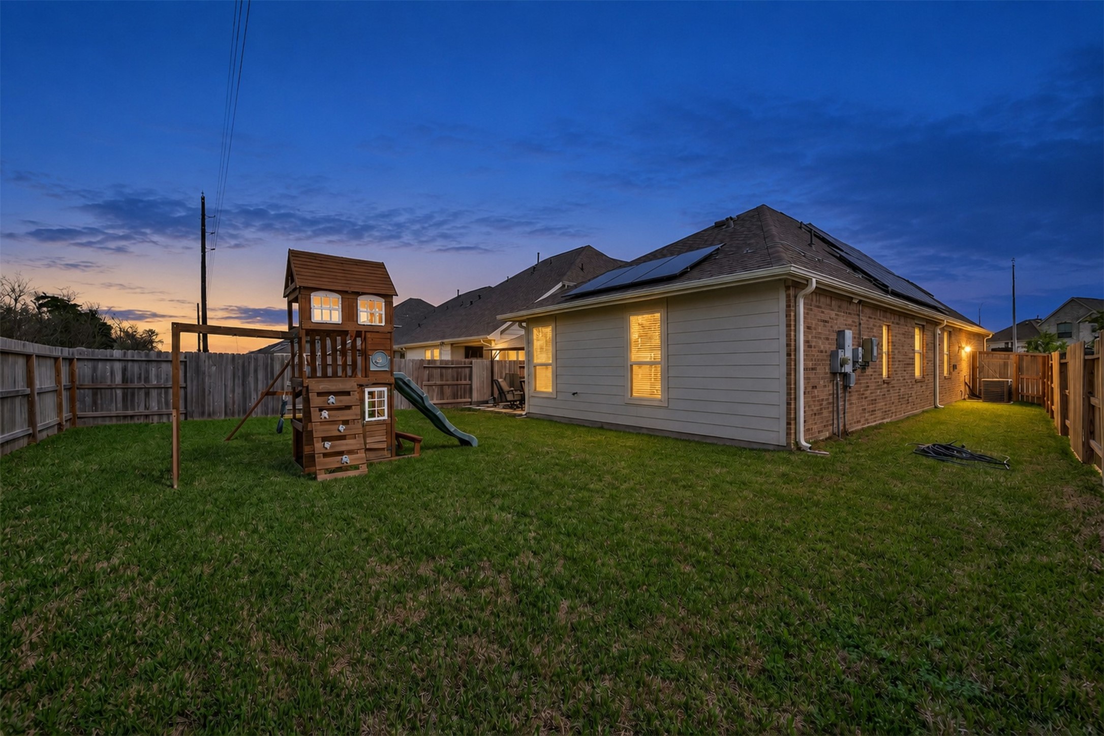 4211 Pale Fox Lane Property Photo 9