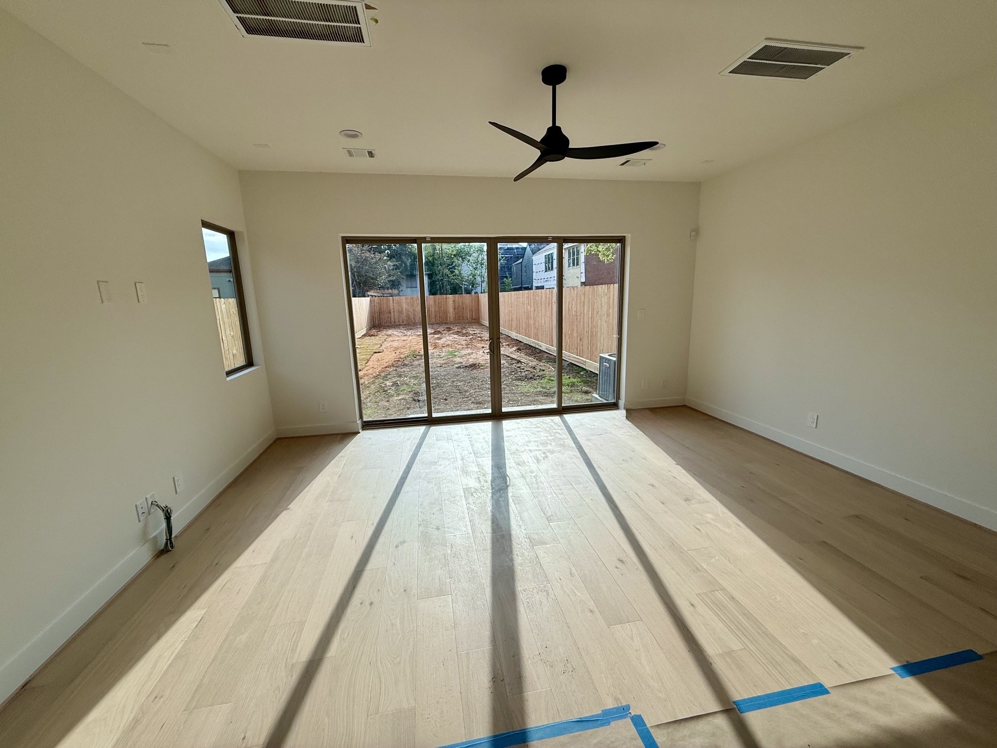 3909 Driscoll Street Property Photo 5