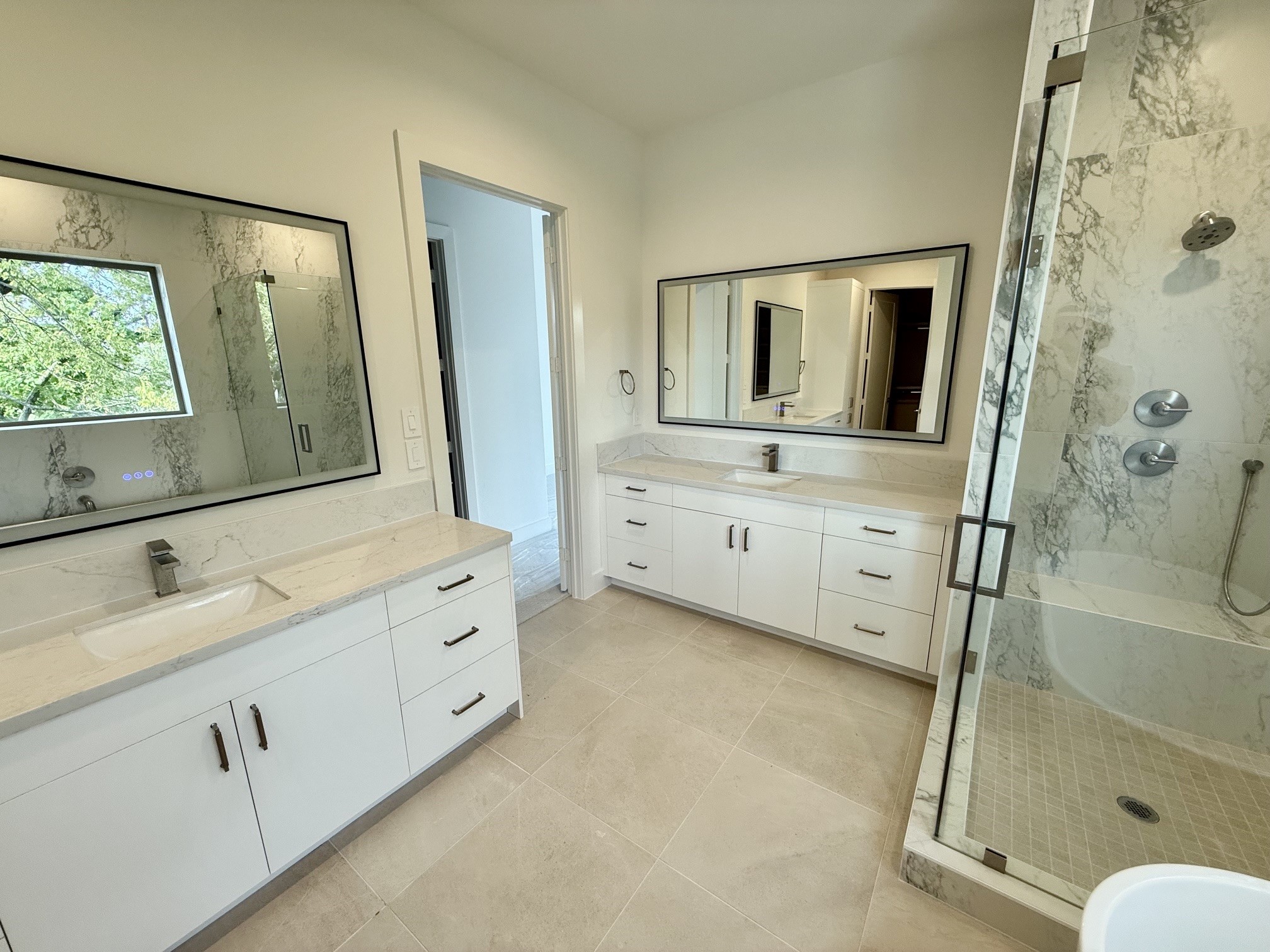 3909 Driscoll Street Property Photo 7