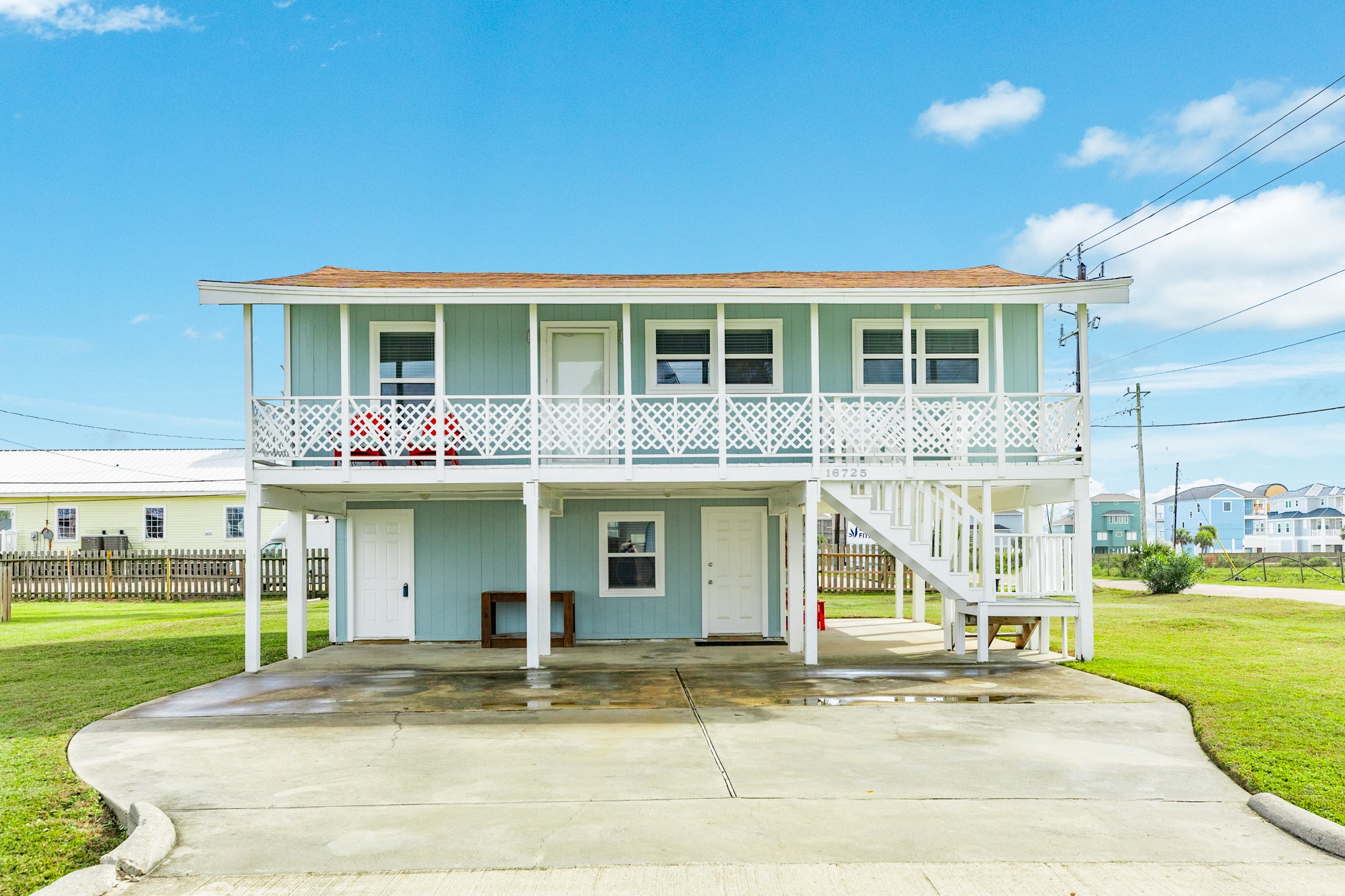 16725 Edward Teach Road Property Photo 2