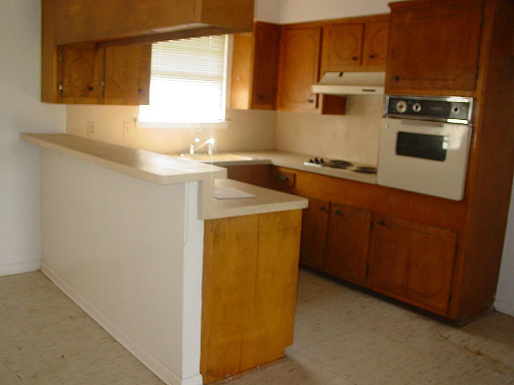 17417 Fir Road Property Photo 4