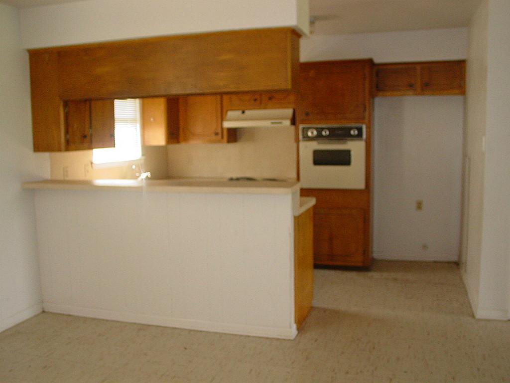 17417 Fir Road Property Photo 5