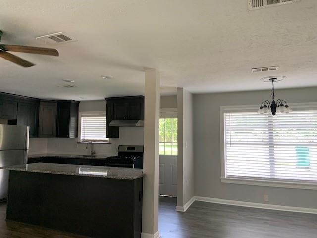 1000 Thomas Avenue Property Photo 3