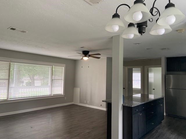 1000 Thomas Avenue Property Photo 4