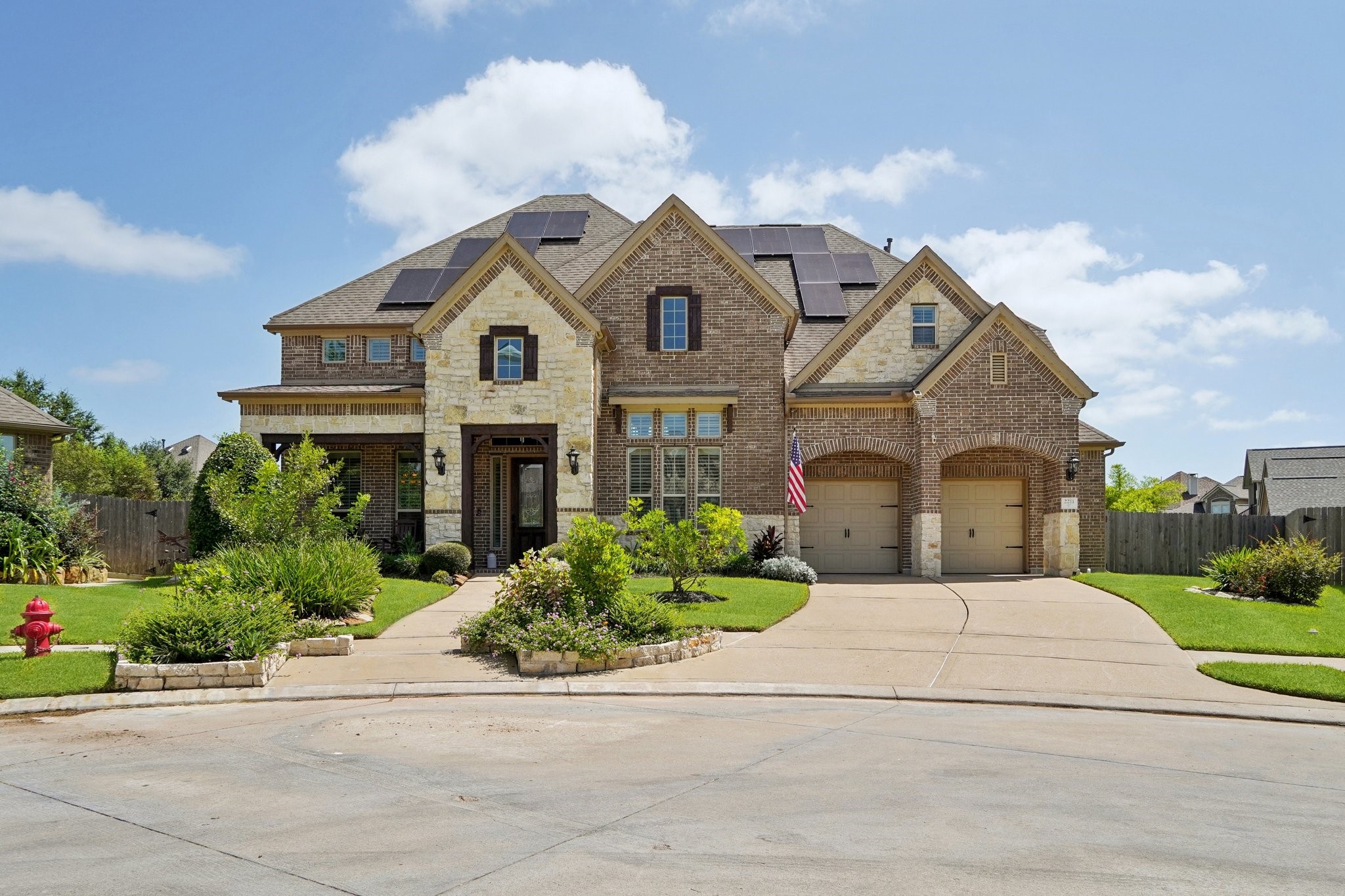 2211 Indigo Pass Court Property Photo