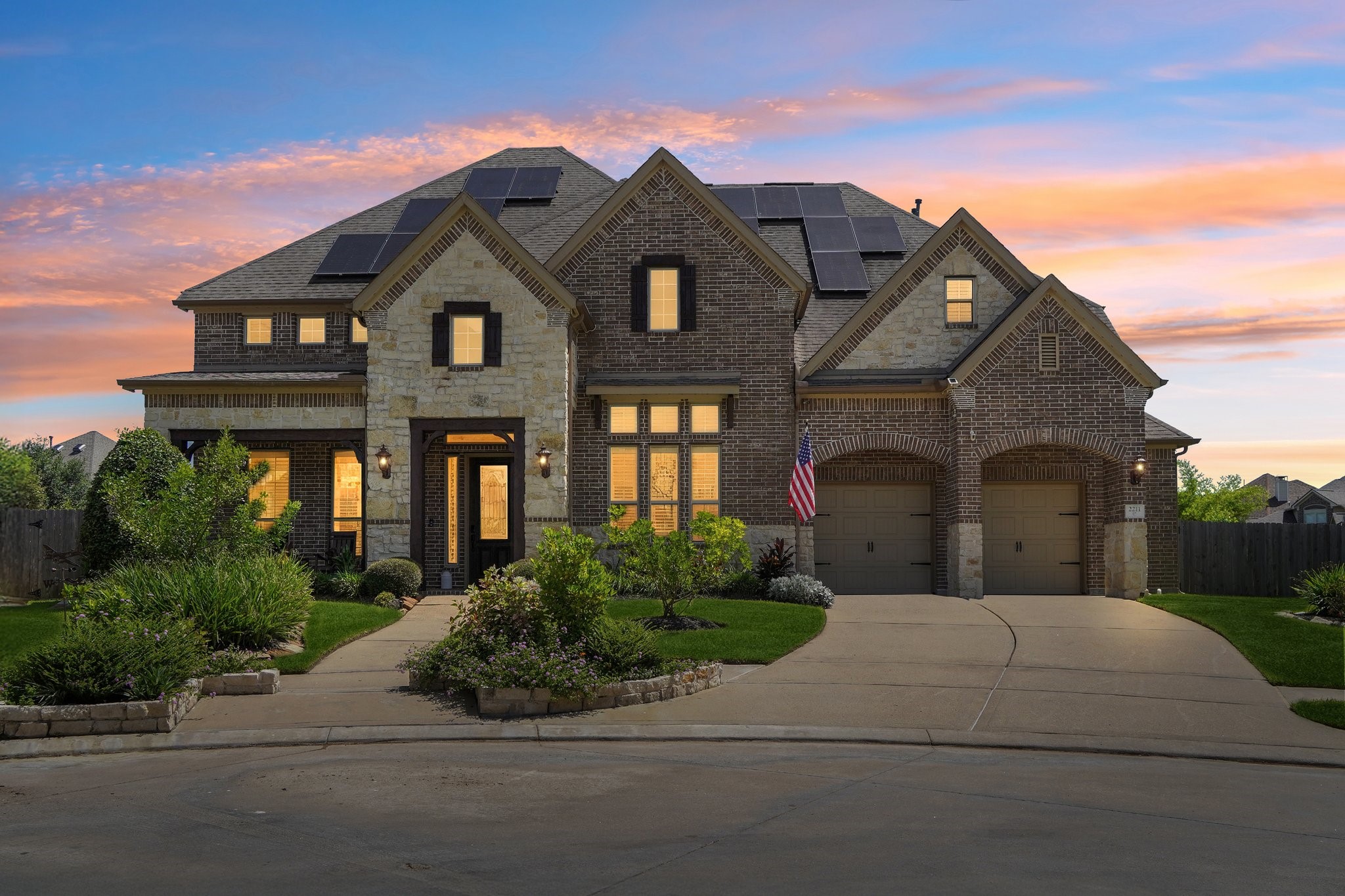 2211 Indigo Pass Court Property Photo 3