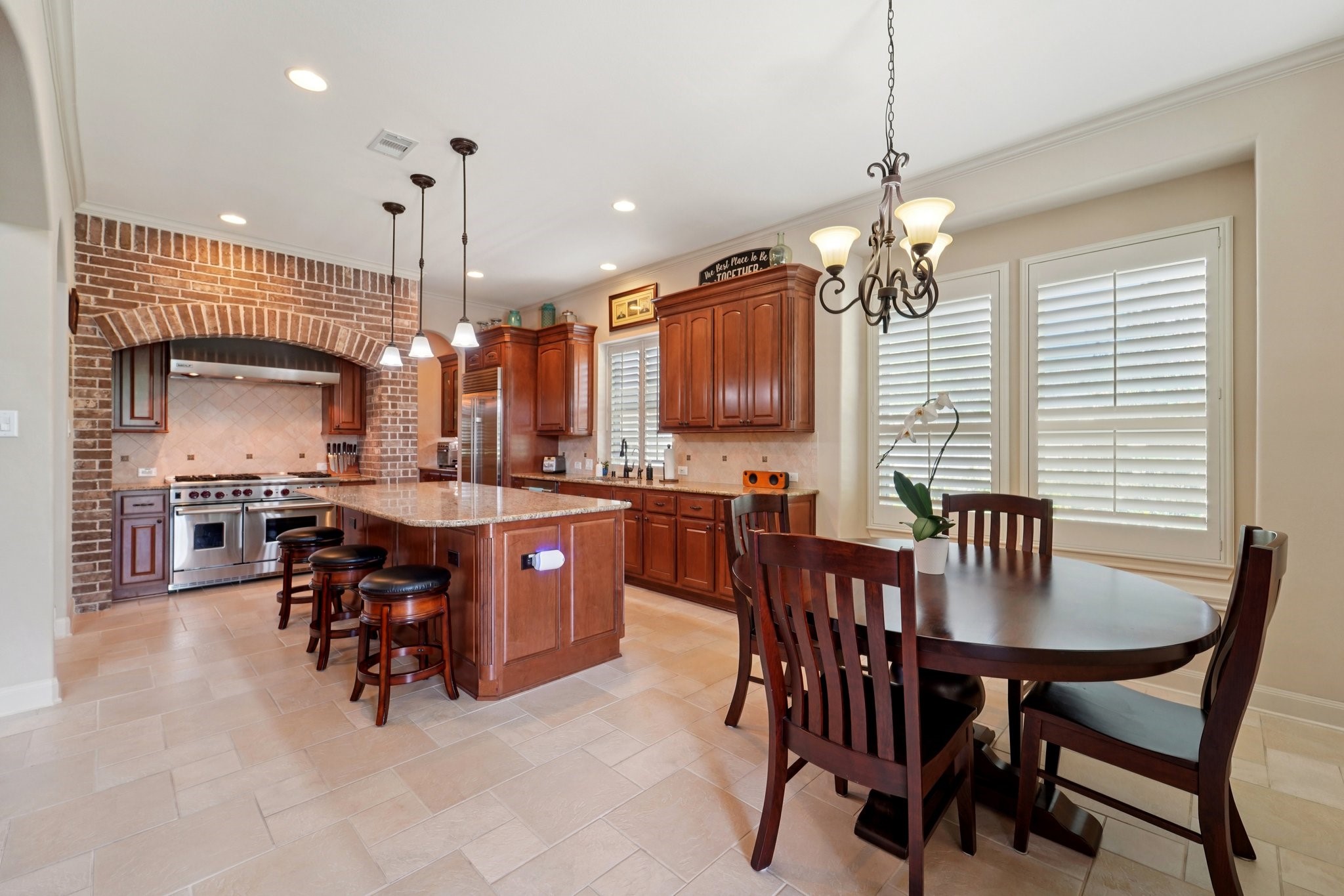 2211 Indigo Pass Court Property Photo 10