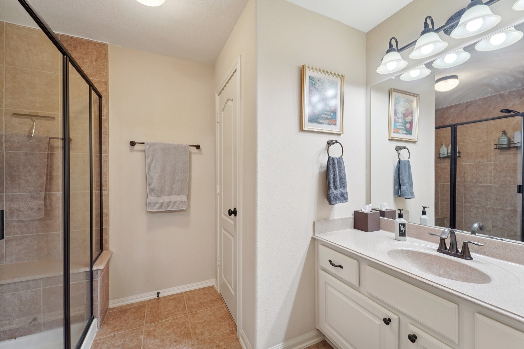 2211 Indigo Pass Court Property Photo 27