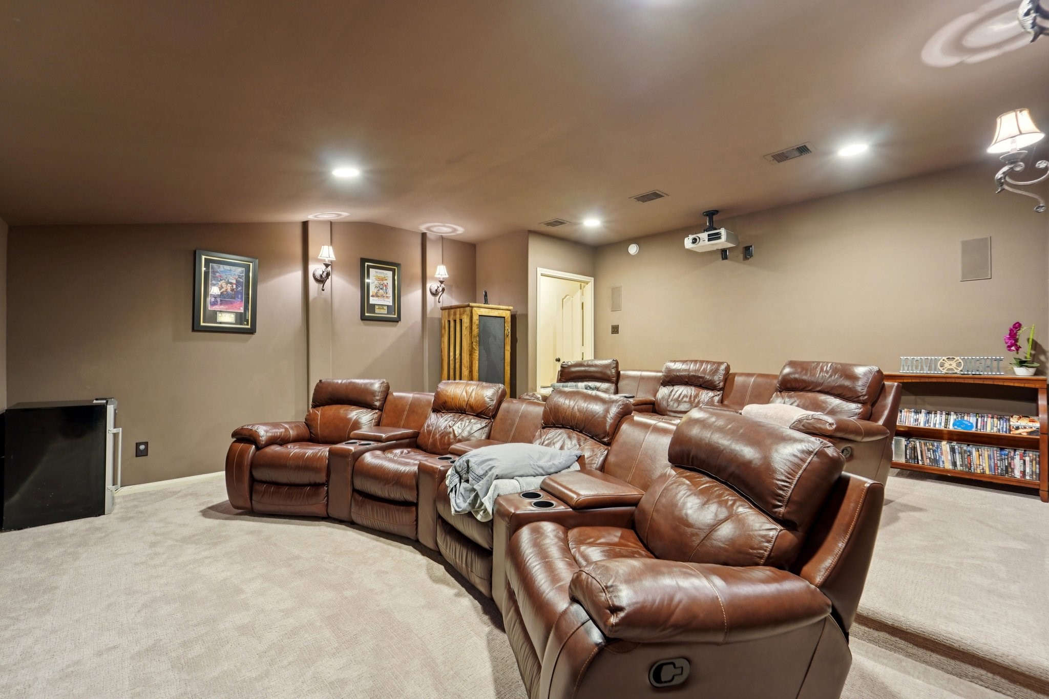 2211 Indigo Pass Court Property Photo 33