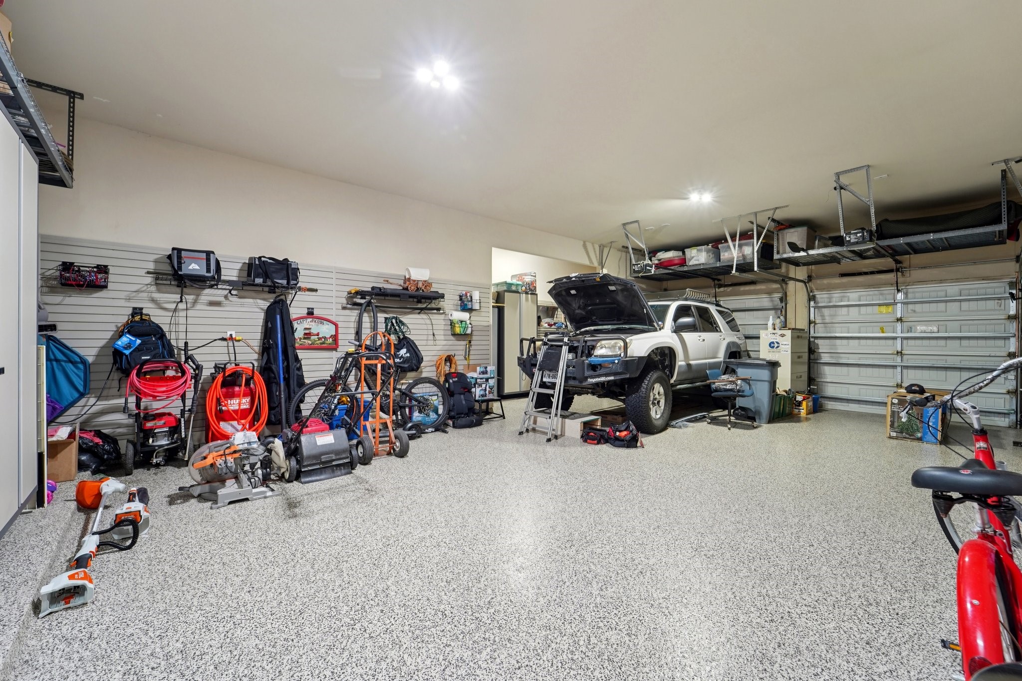 2211 Indigo Pass Court Property Photo 34