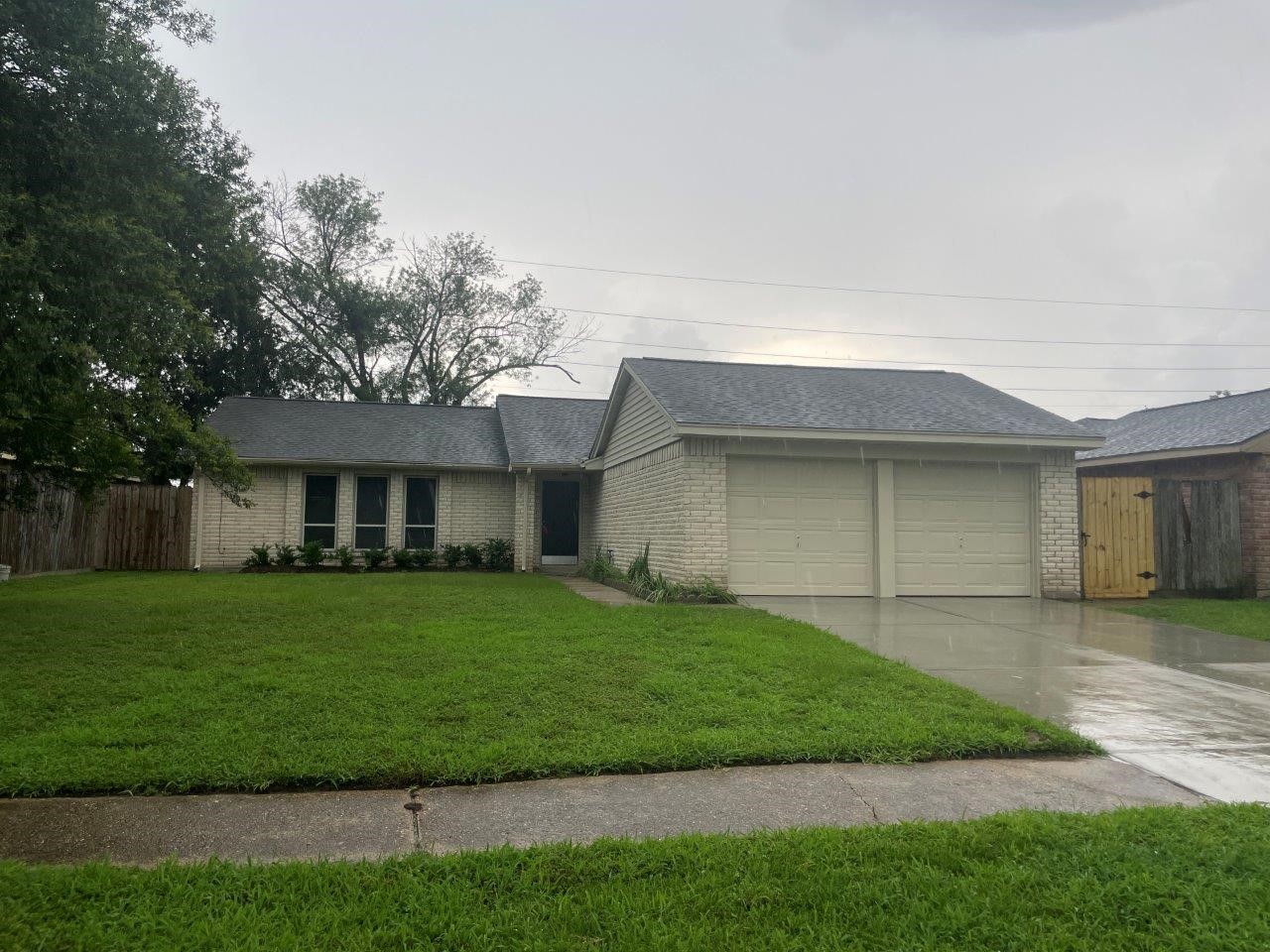 14207 Montaigne Drive Property Photo 1