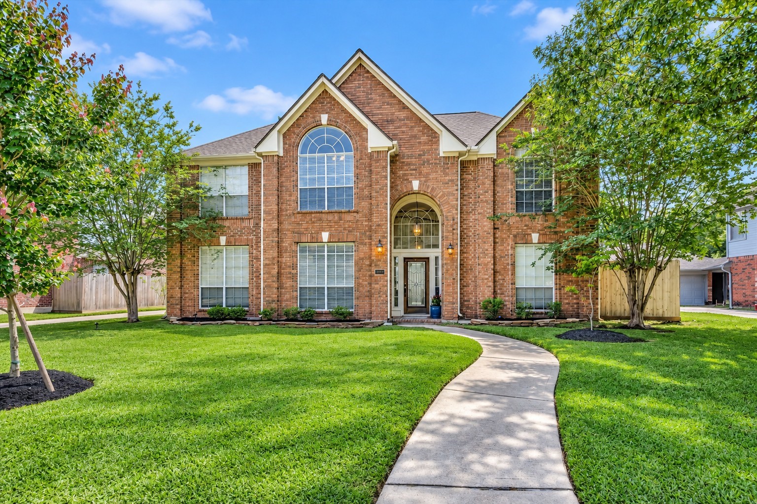 11827 Orchard Mountain Drive Property Photo 1