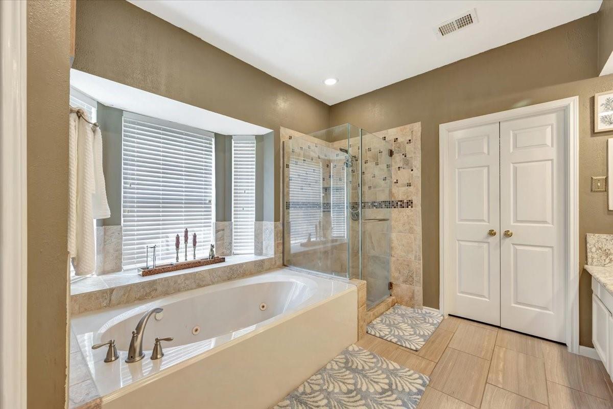 11827 Orchard Mountain Drive, Houston Tx 77059 Property Photo 30
