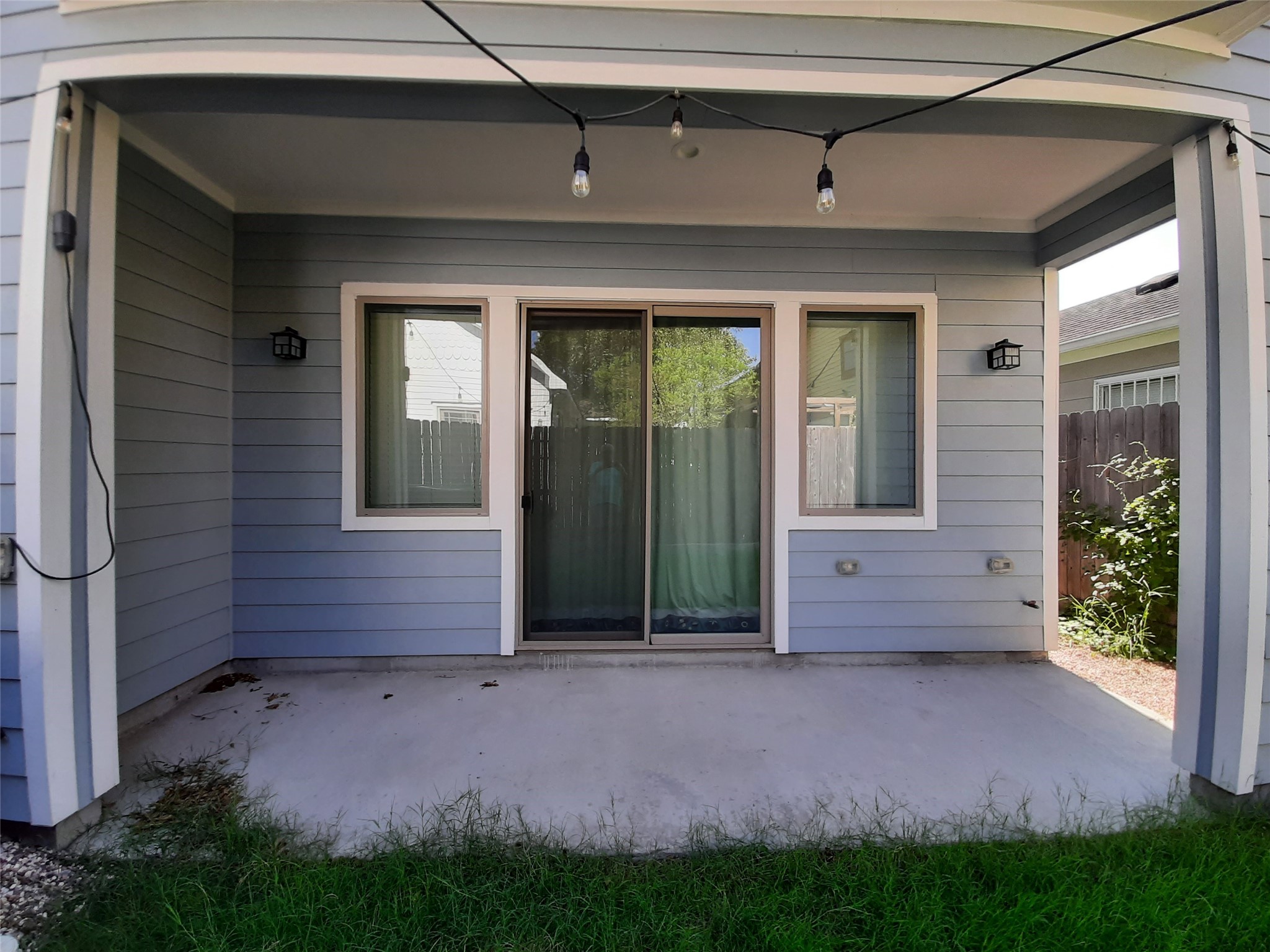 1716 Ridgewood Street Property Photo 5