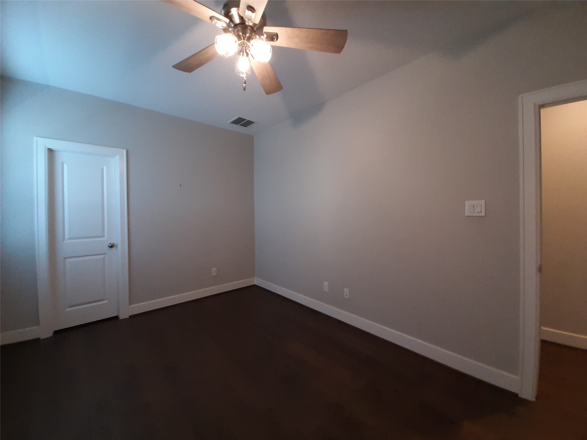 1716 Ridgewood Street Property Photo 15